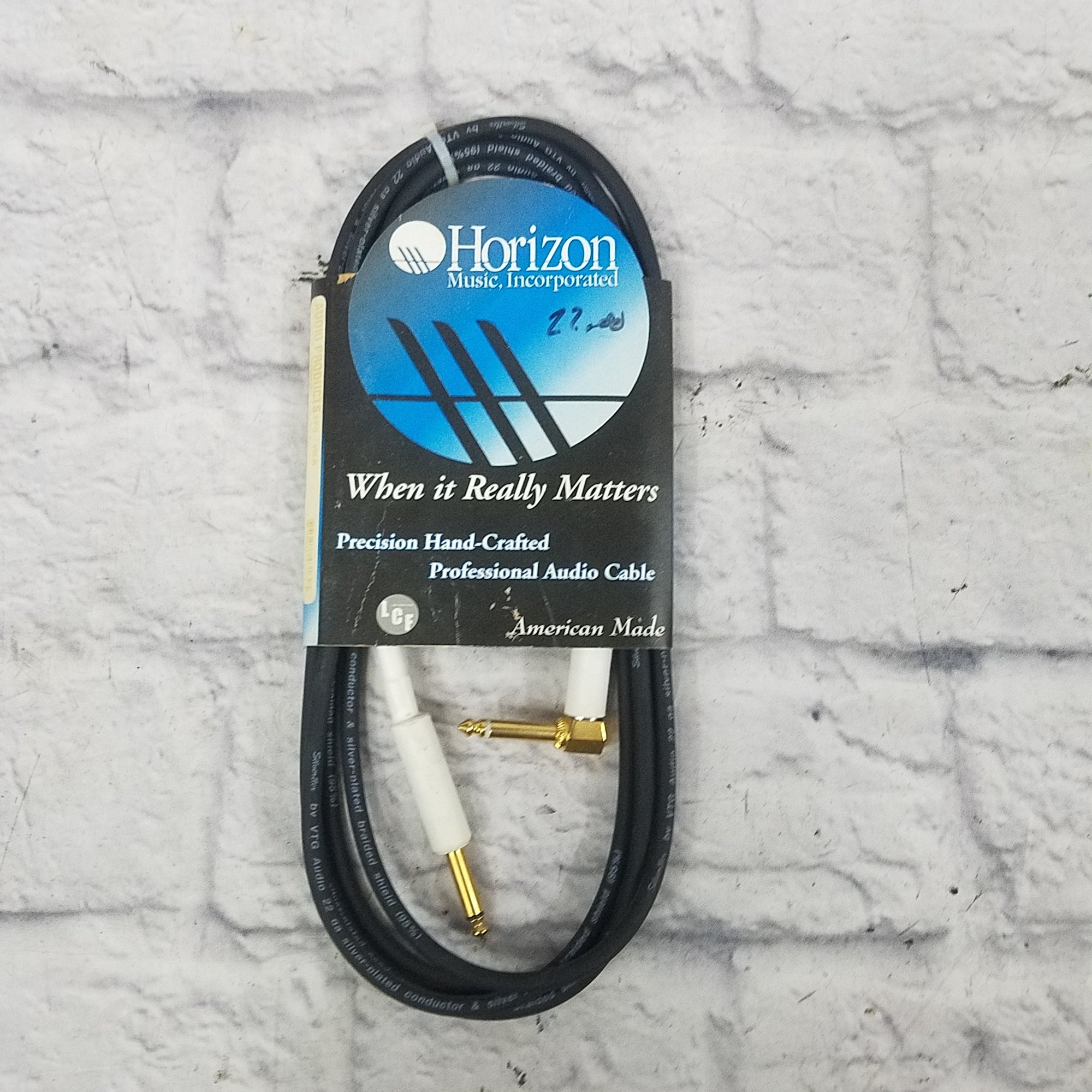 Horizon Music, Incorporated SFG-10LR  10Ft Right angle Instrument Cable NOS