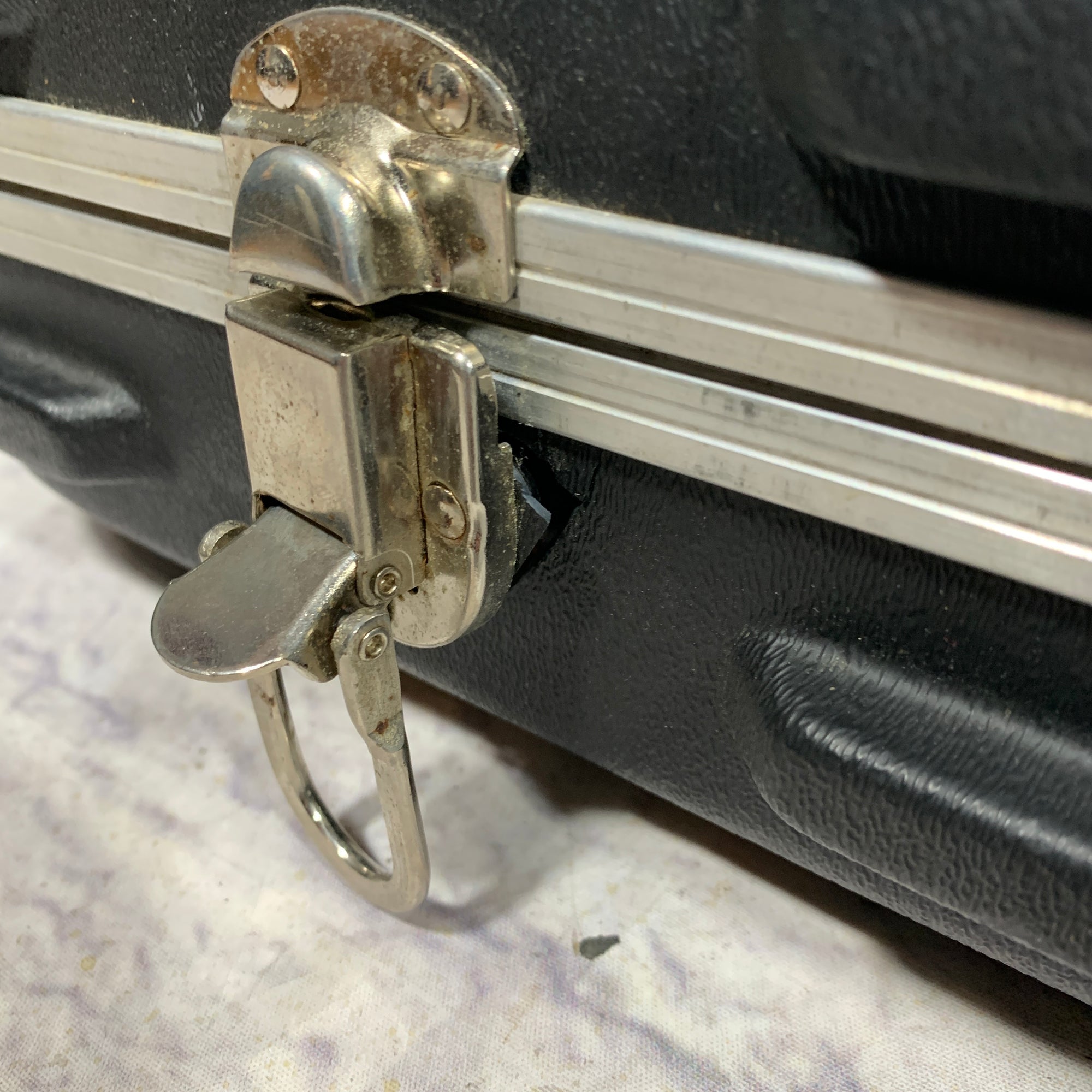 SKB Molded Strat/Tele Electric Guitar Hard Case