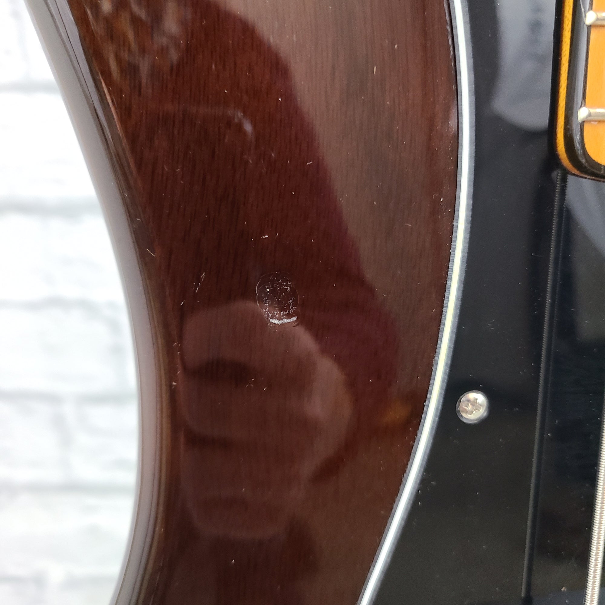 Squier Classic Vibe '70s Precision Bass - Walnut