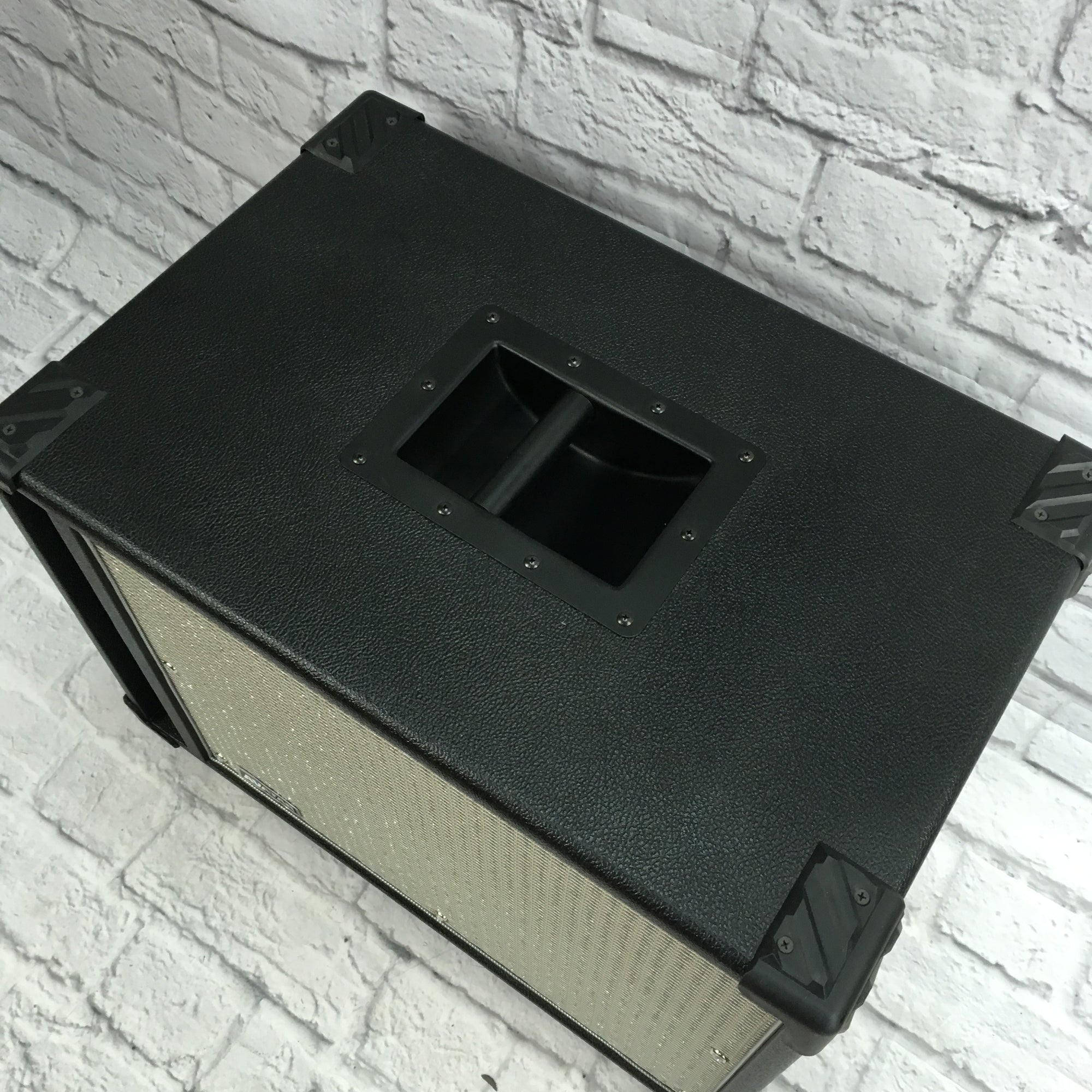 Avatar B126 Bass Speaker Cabinet 12in & 6in Speakers