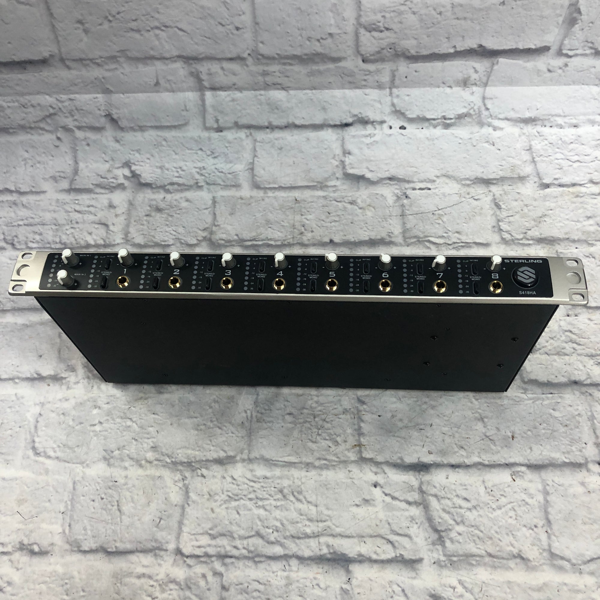 Sterling S418HA Headphone Amp