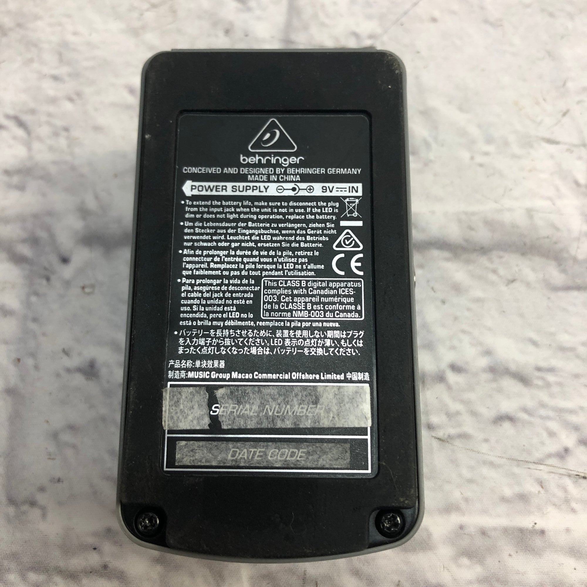 Behringer UO300 Ultra Octaver Pedal
