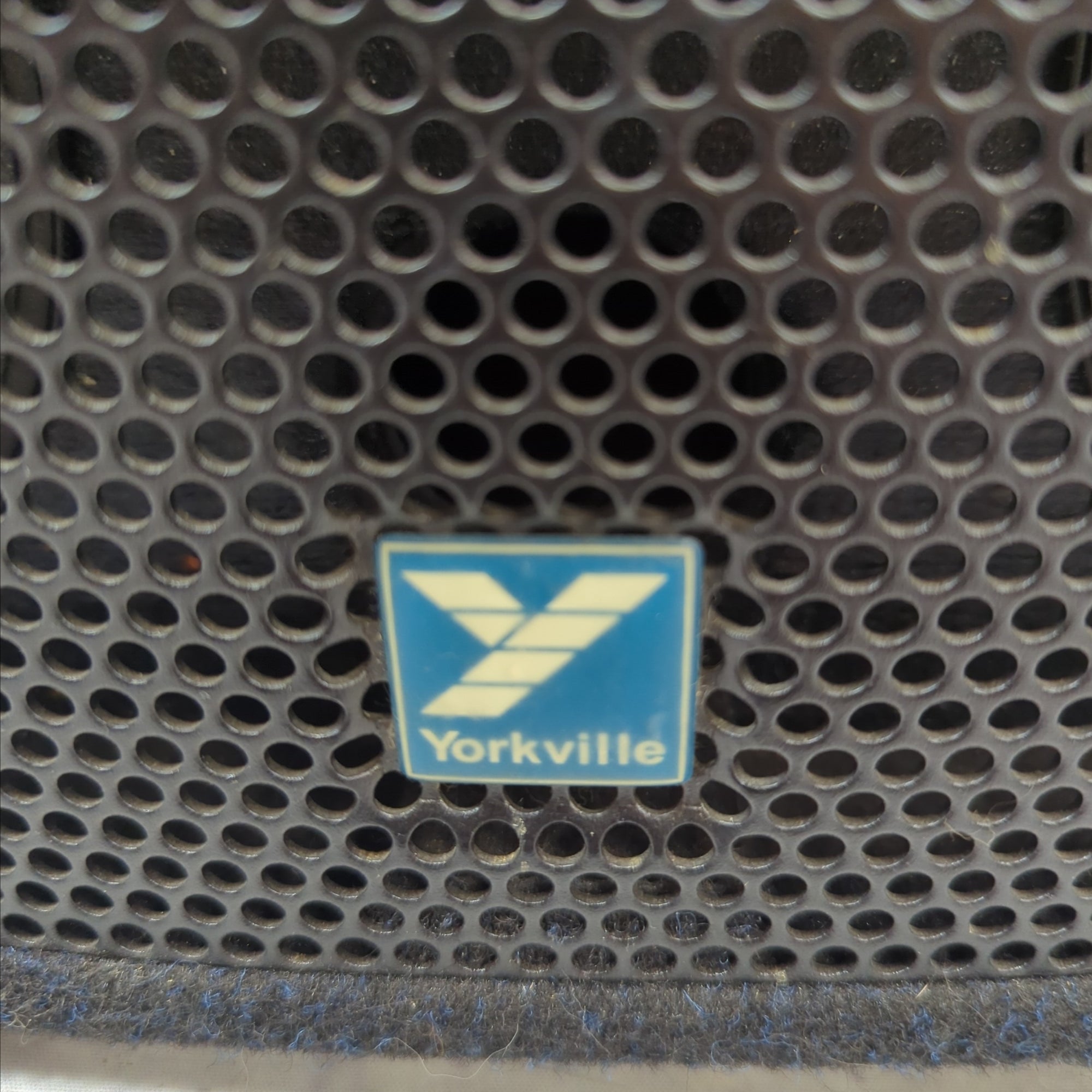 Yorkville AM100 Acoustic Guitar Amp