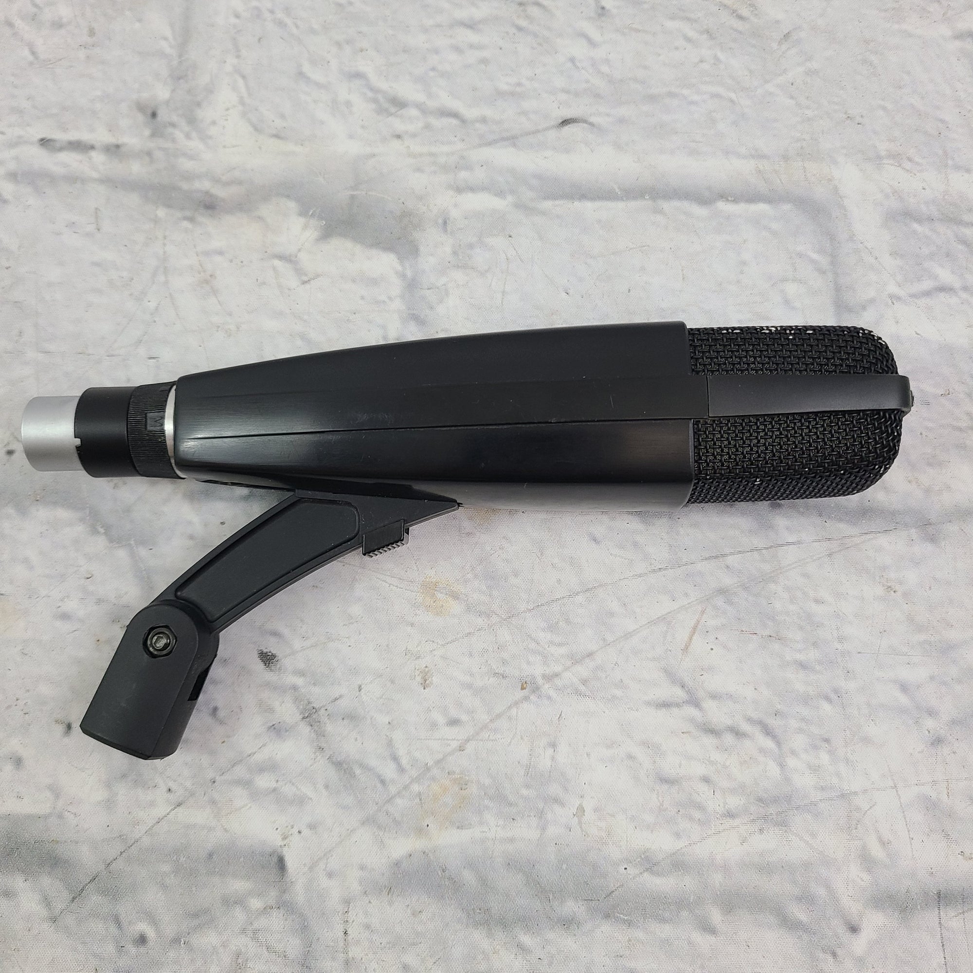 Sennheiser MD421 Microphone