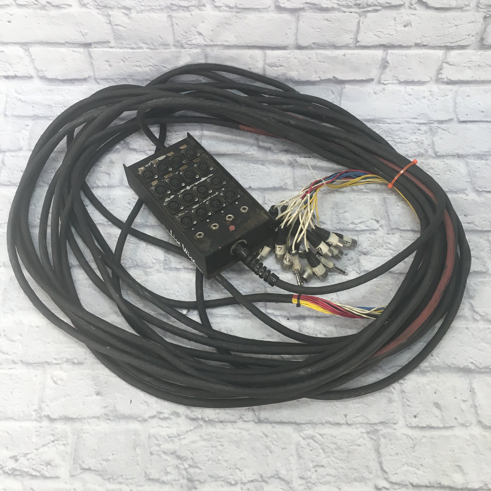 LiveWire 100ft 16XLR x 4TRS Snake