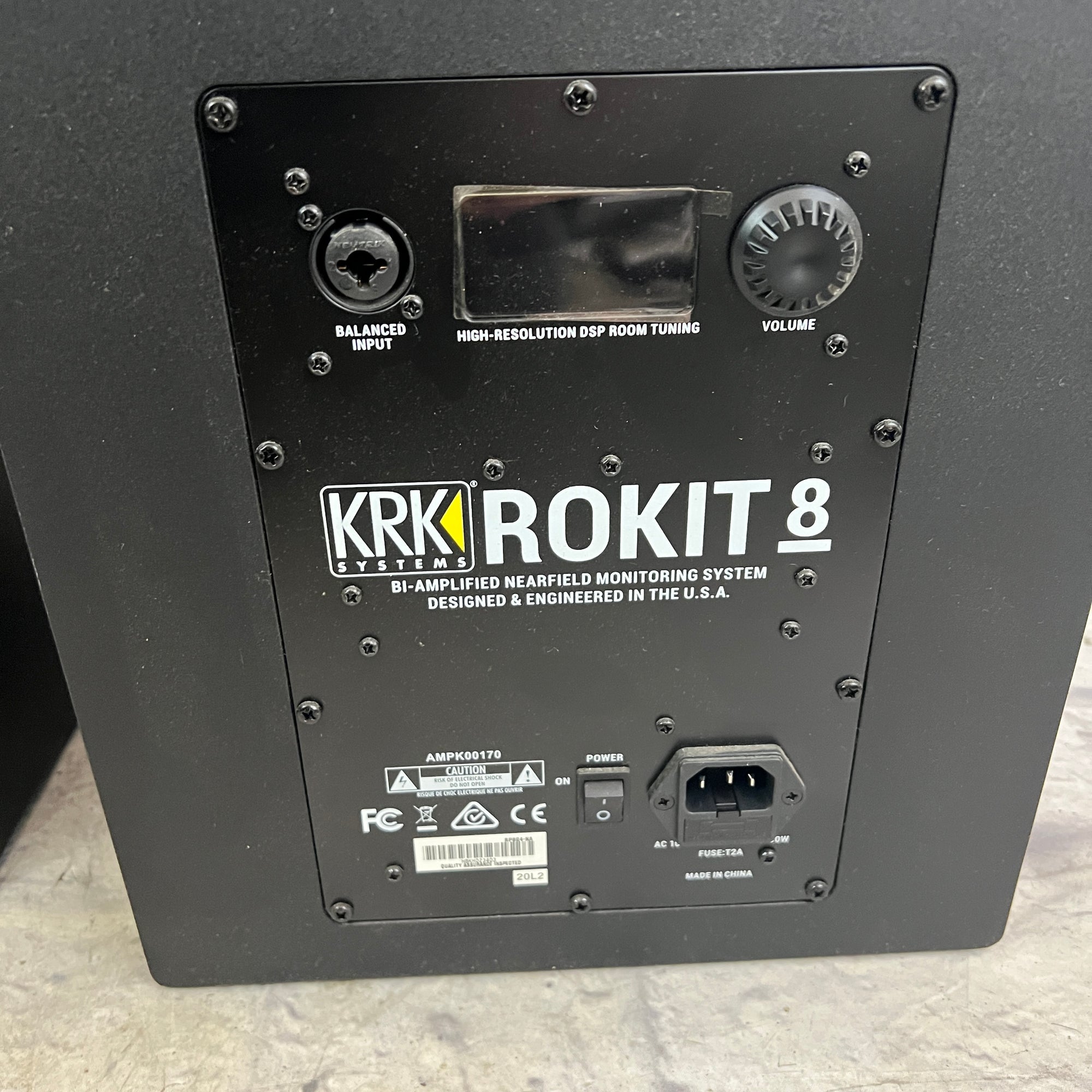 RP-8 Rokit G4 2-Way 8" Active Studio Monitors (Pair)
