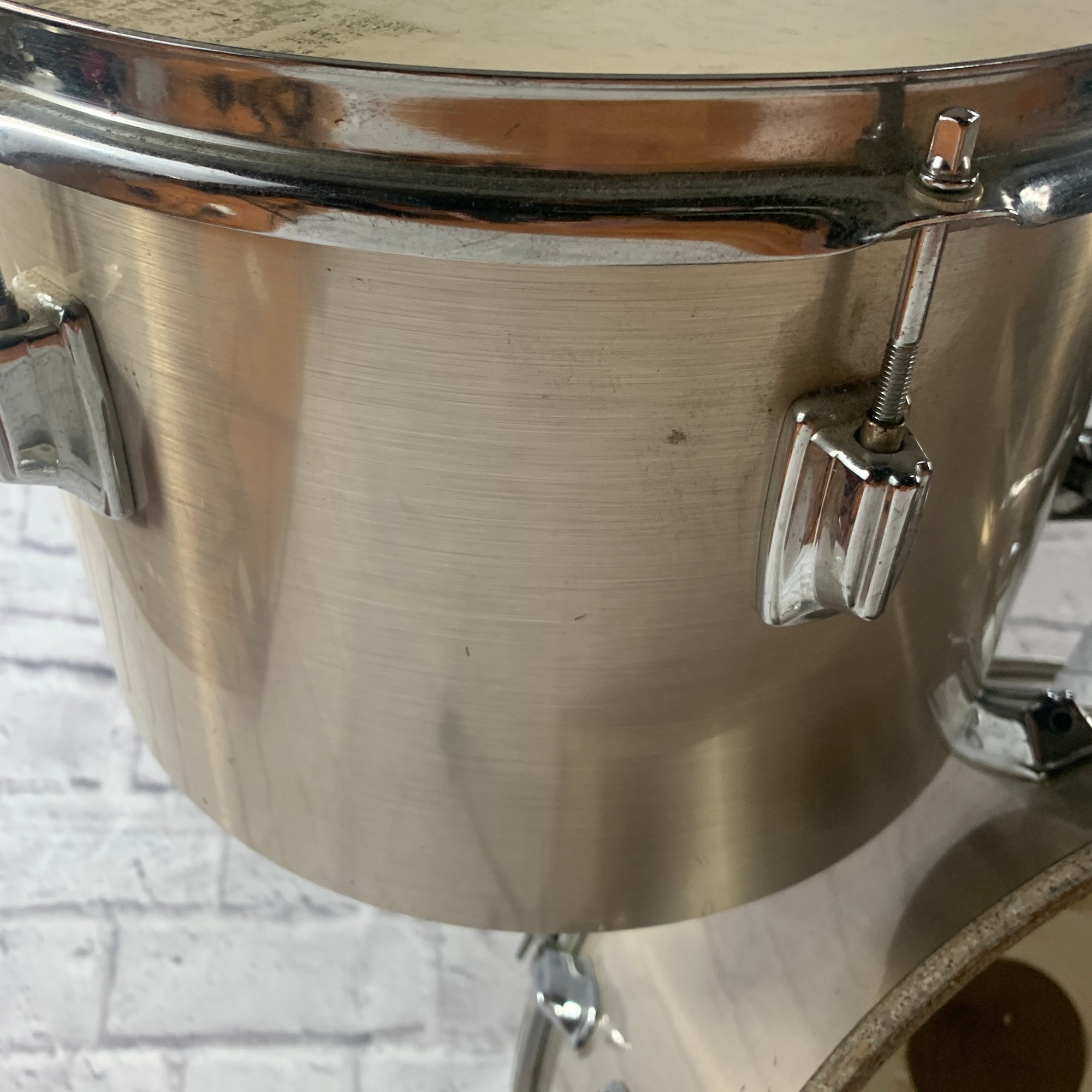 Tama MIJ Imperialstar Zola Coat  Drum Kit - Metallic White