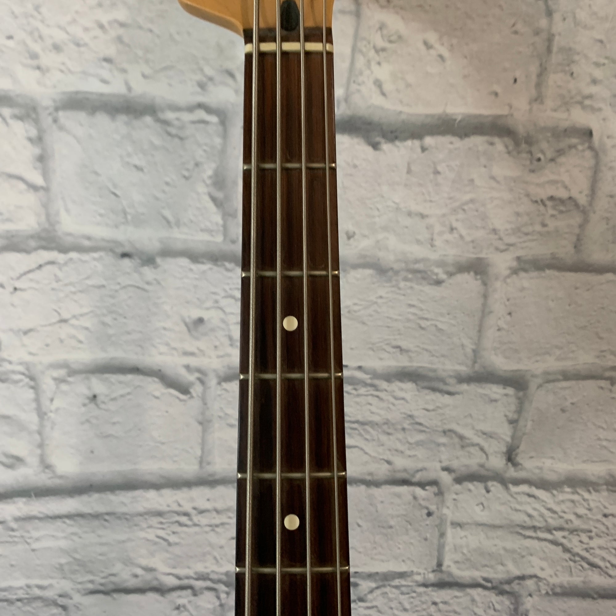 Fender MIM Jazz Bass 4 String Active Pickups