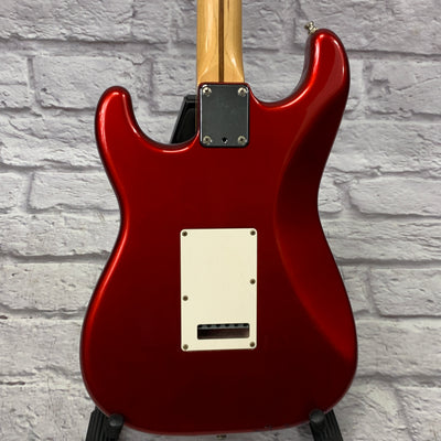 Fender 1985 Contemporary Stratocaster MIJ Candy Apple Red w/ Case