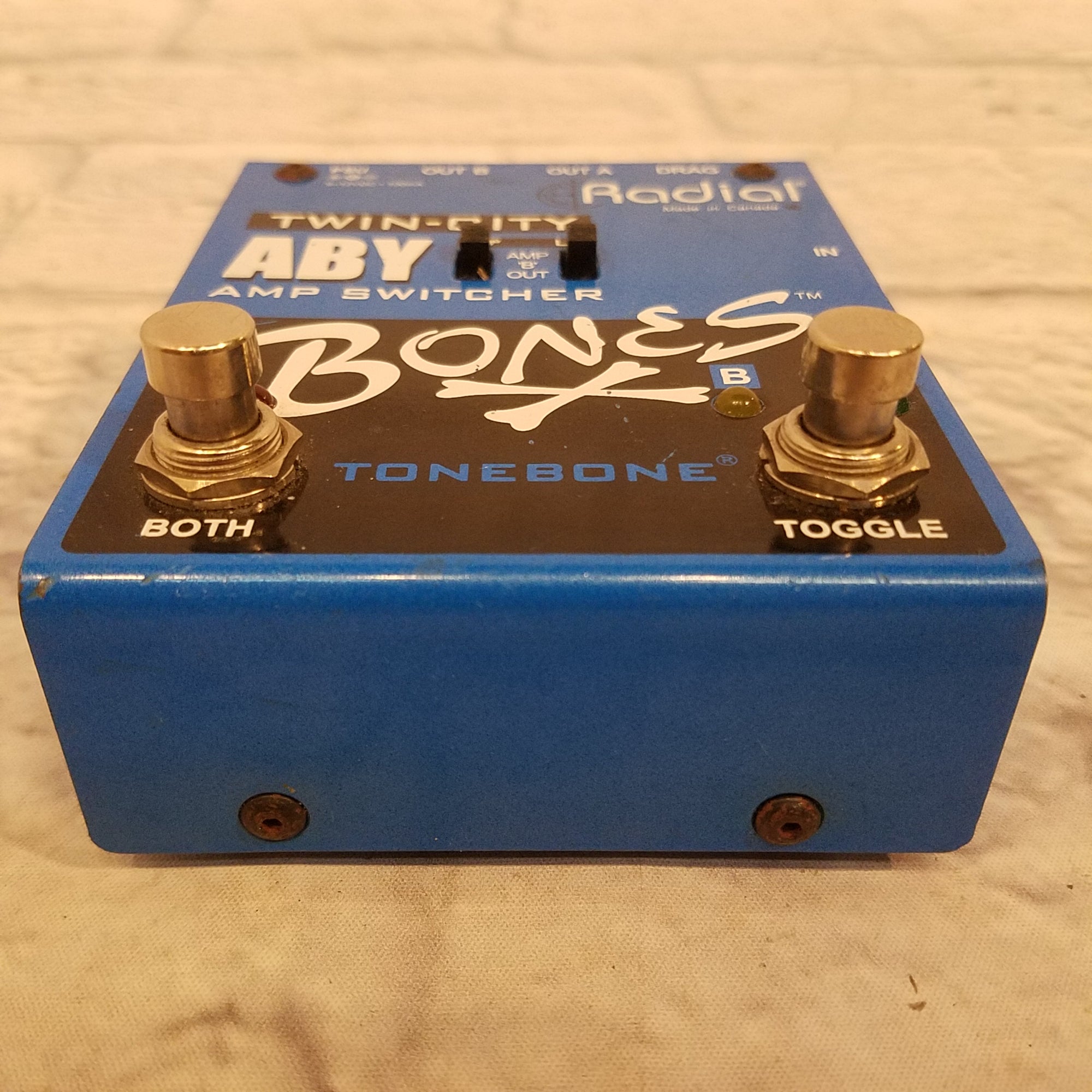 Radial Bones Tonebone Twin-City ABY Amp Switcher Pedal