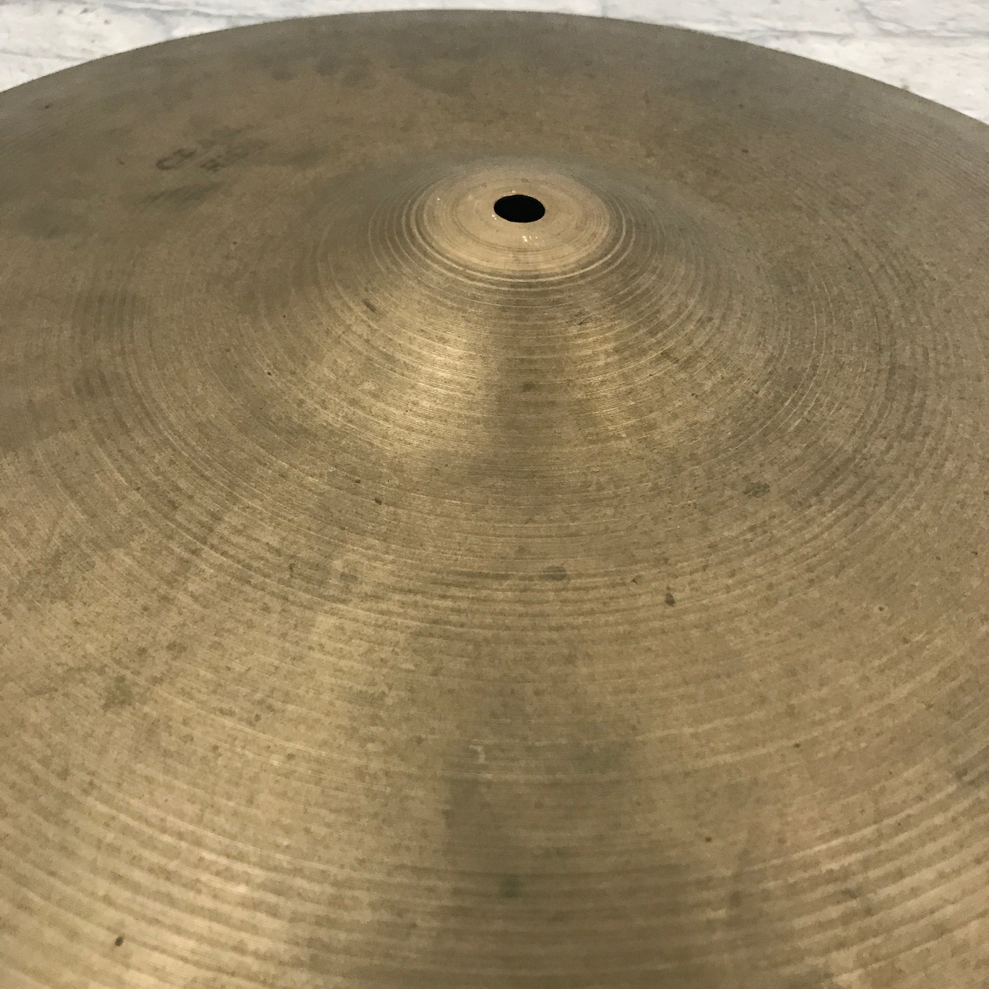 Zildjian Avedis 18 Crash Cymbal
