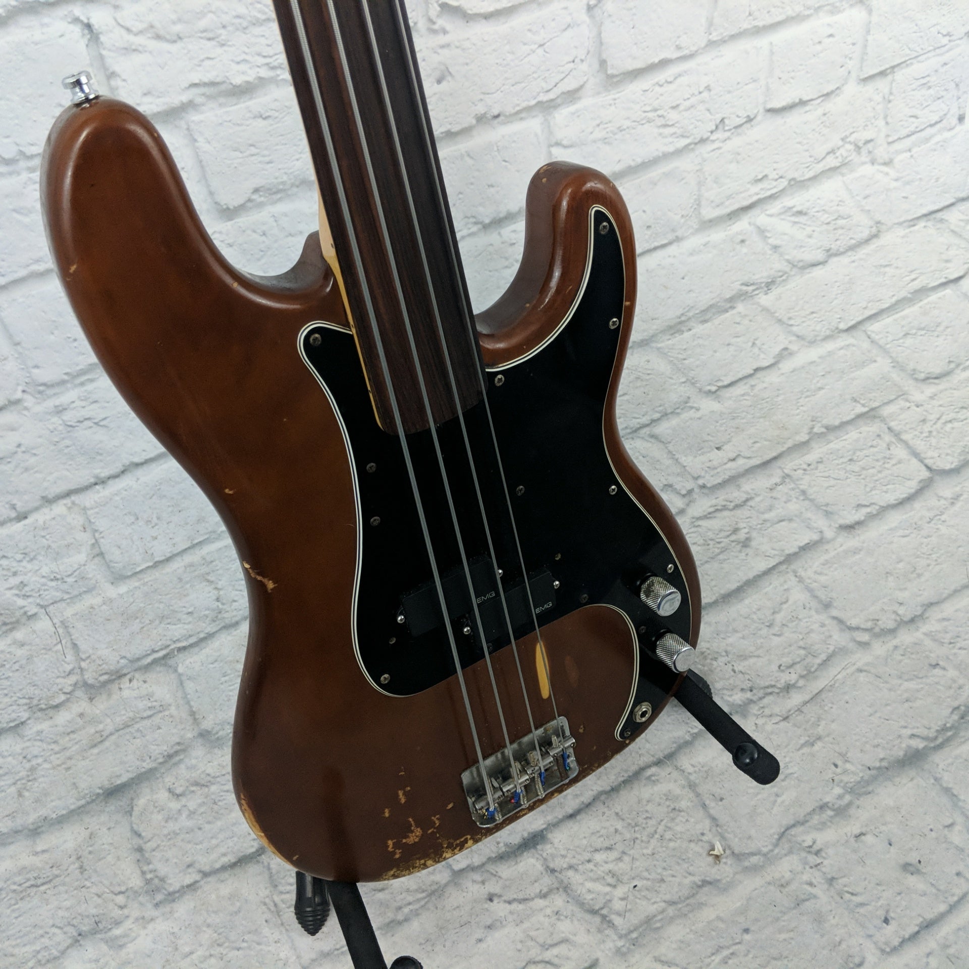 1976 Fender Fretless P-bass
