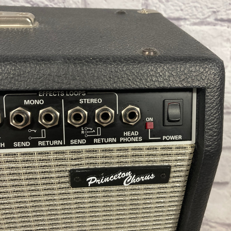 Fender Princeton Chorus 2 x 10 Guitar Amp w/ scratchy pots Evolution
