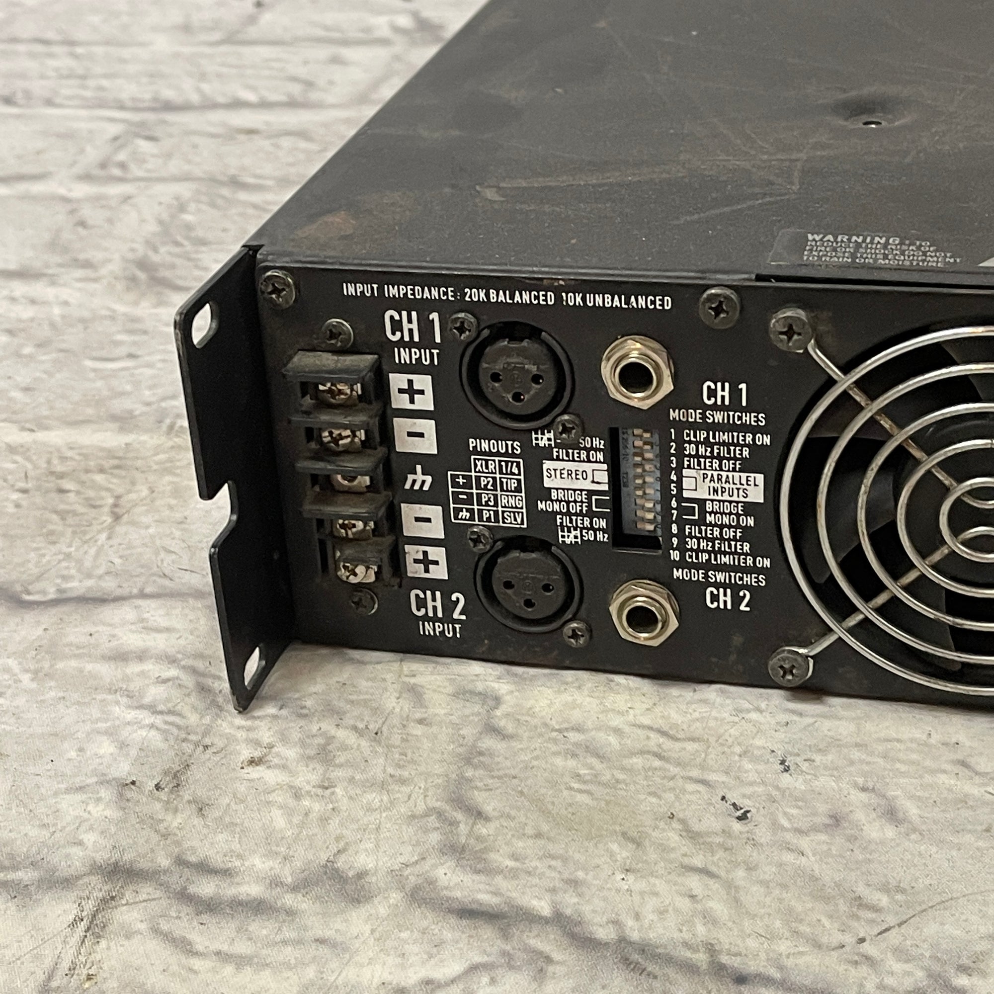 QSC RMX2450 2400W Power Amp
