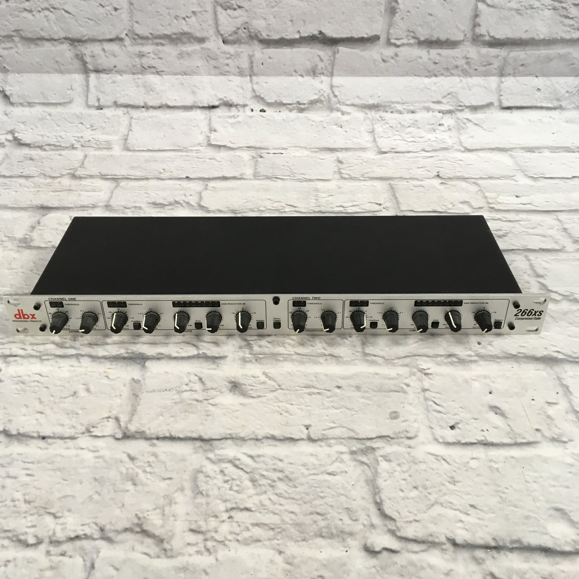 dbx 266xs ダイナミクスプロセッサー DBX 266xs Silver Stereo/Dual Mono Compressor/Gate Dynamics Processor