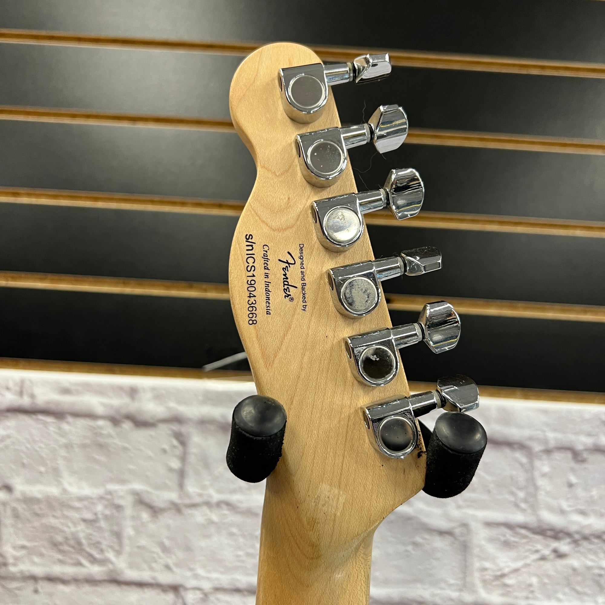 Squier 2019 Affinity Telecaster Butterscotch Electric Guitar
