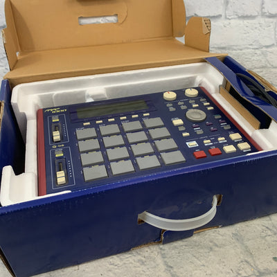 Akai MPC1000 Music Production Center Electric Drum Machine and Sequencer