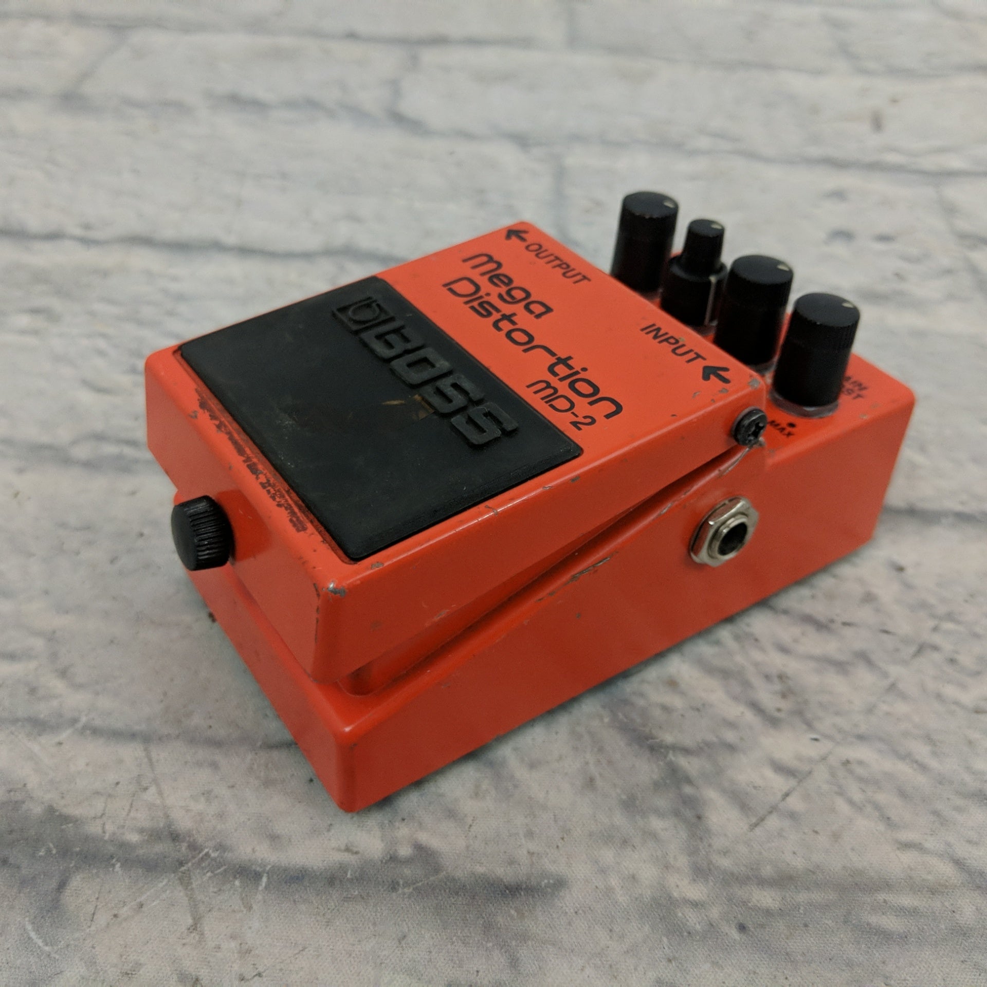 Boss MD-2 Mega Distortion Pedal