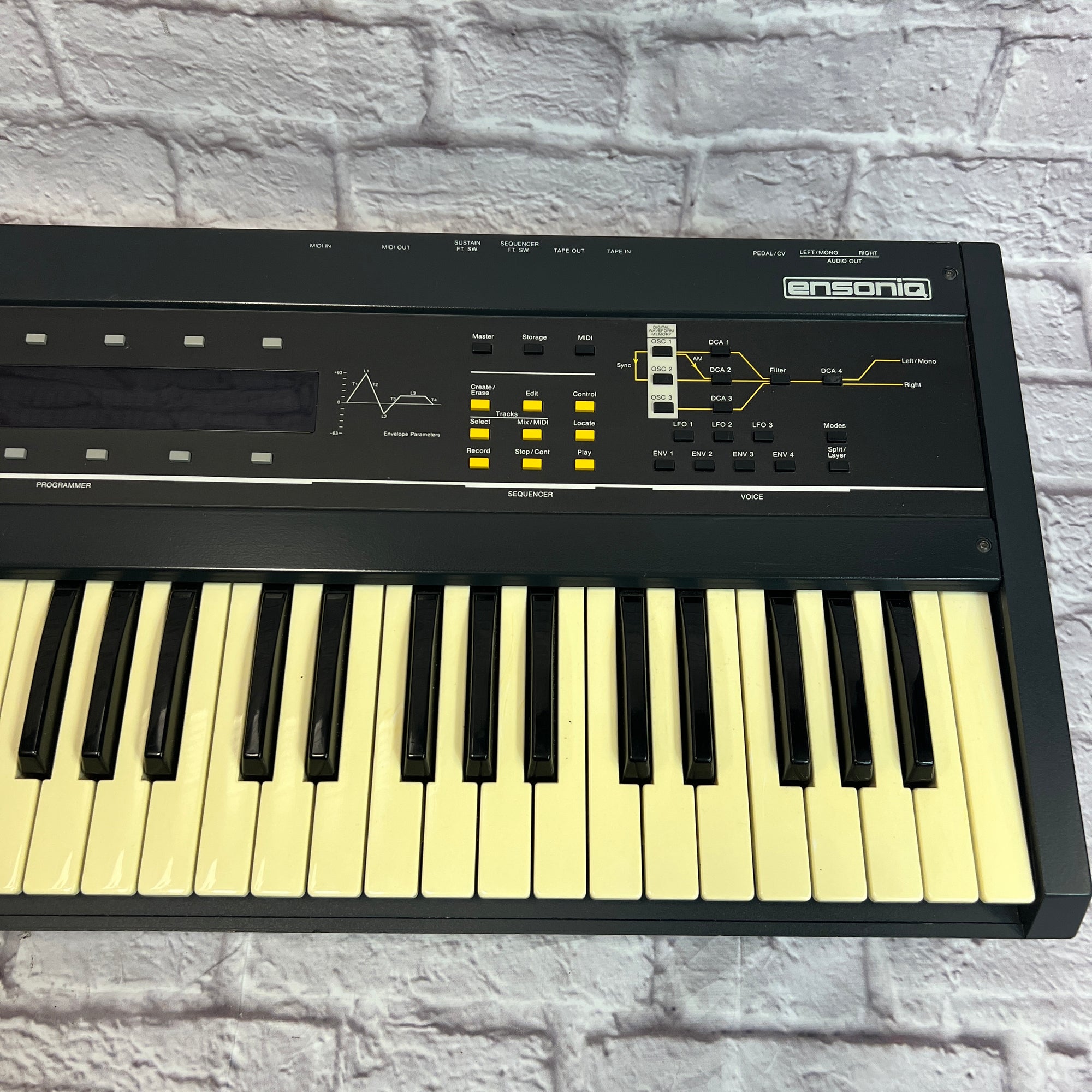Ensoniq ESQ-1 Digital Wave Synthesizer