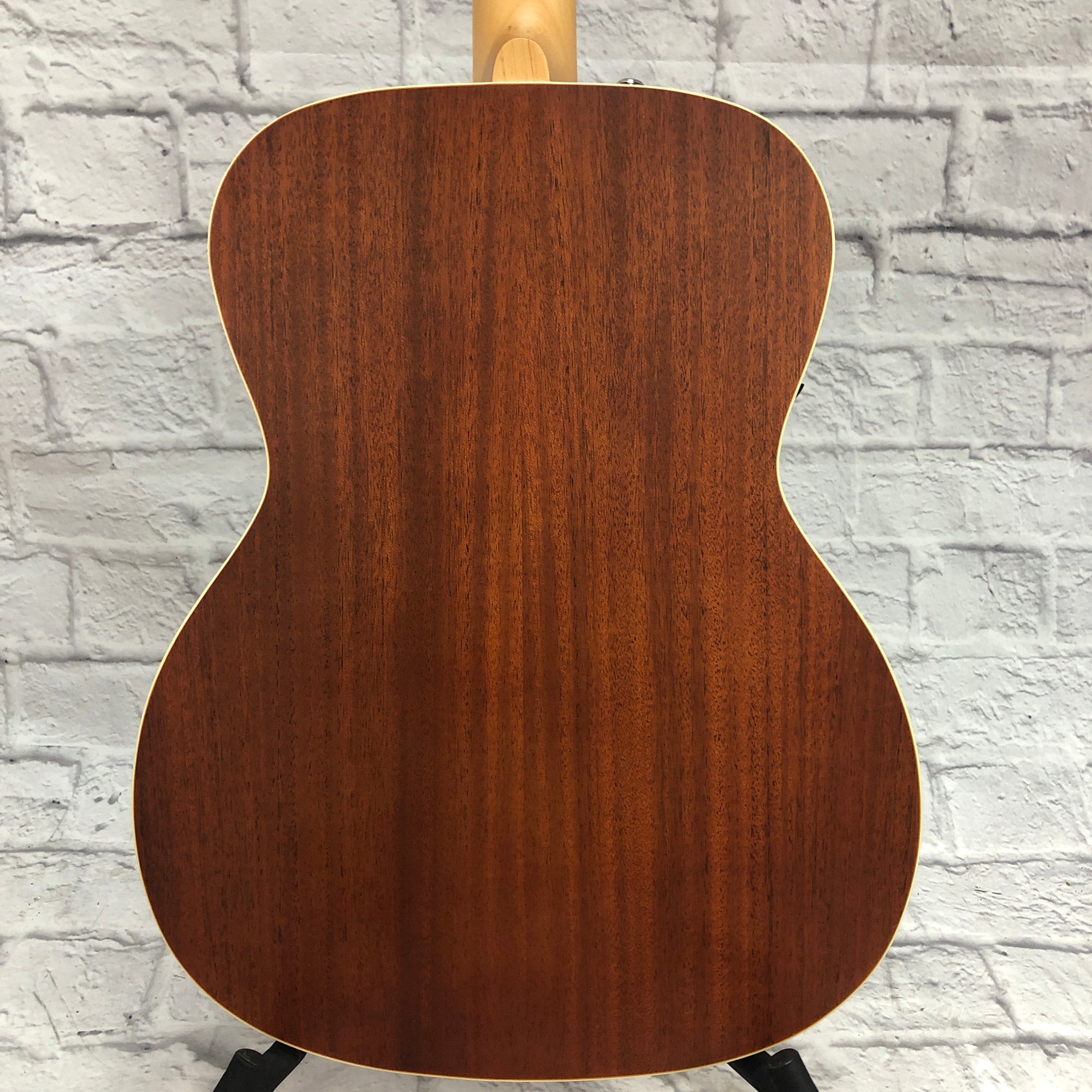 Fender Tim Armstrong Hellcat Acoustic Concert