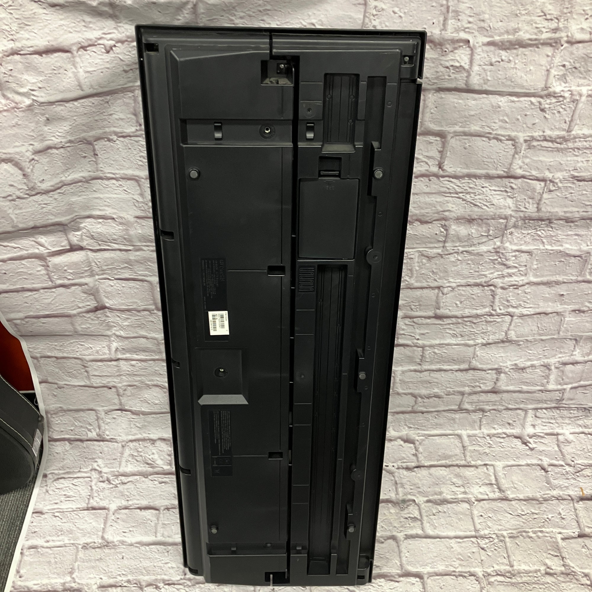 Yamaha PSR-E243 61-Key Electronic Keyboard