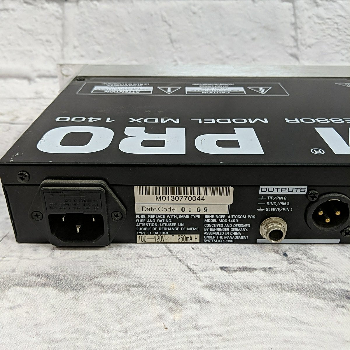 Behringer Autocom Pro Rack Unit