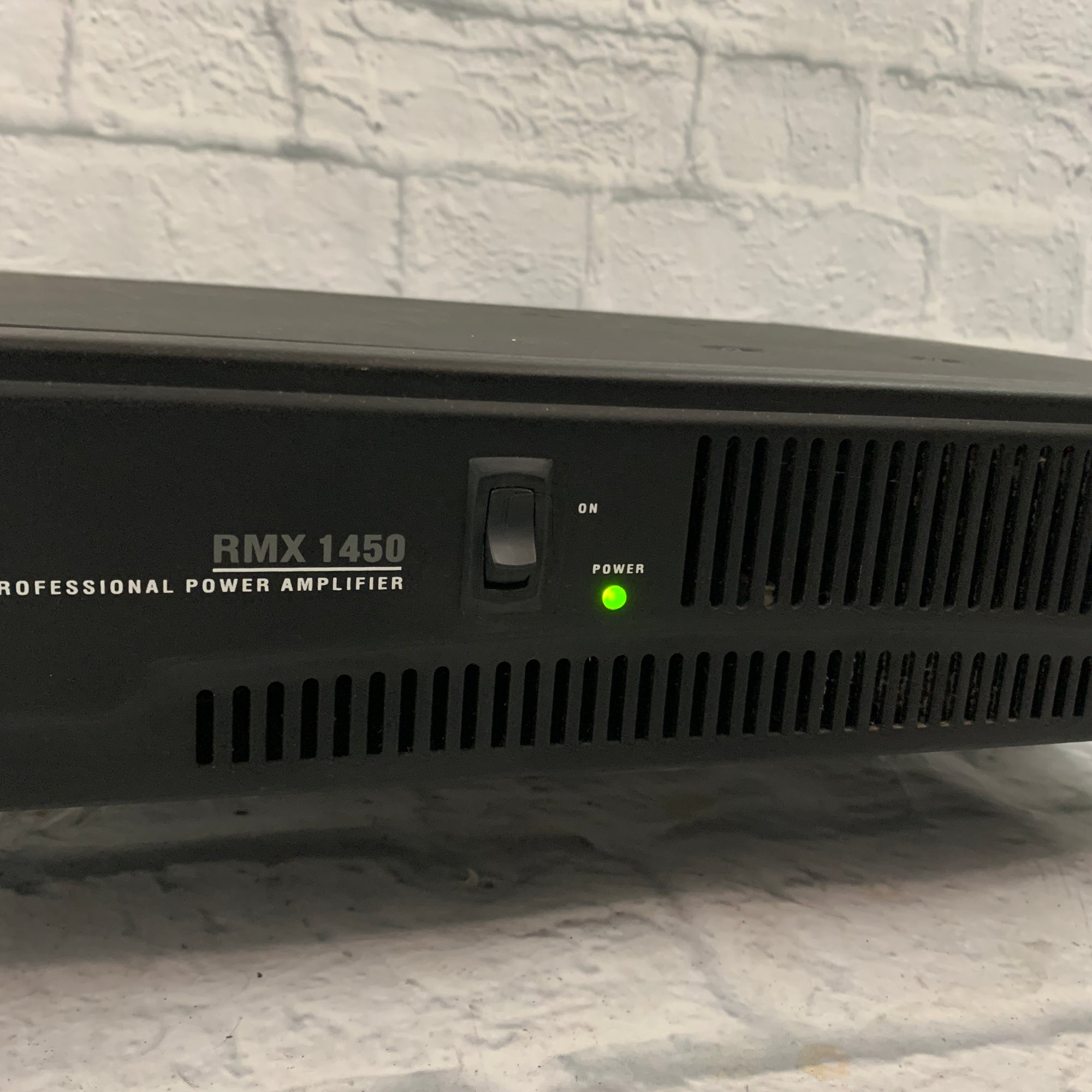 QSC RMX-1450 2-Channel Professional Power Amplifier