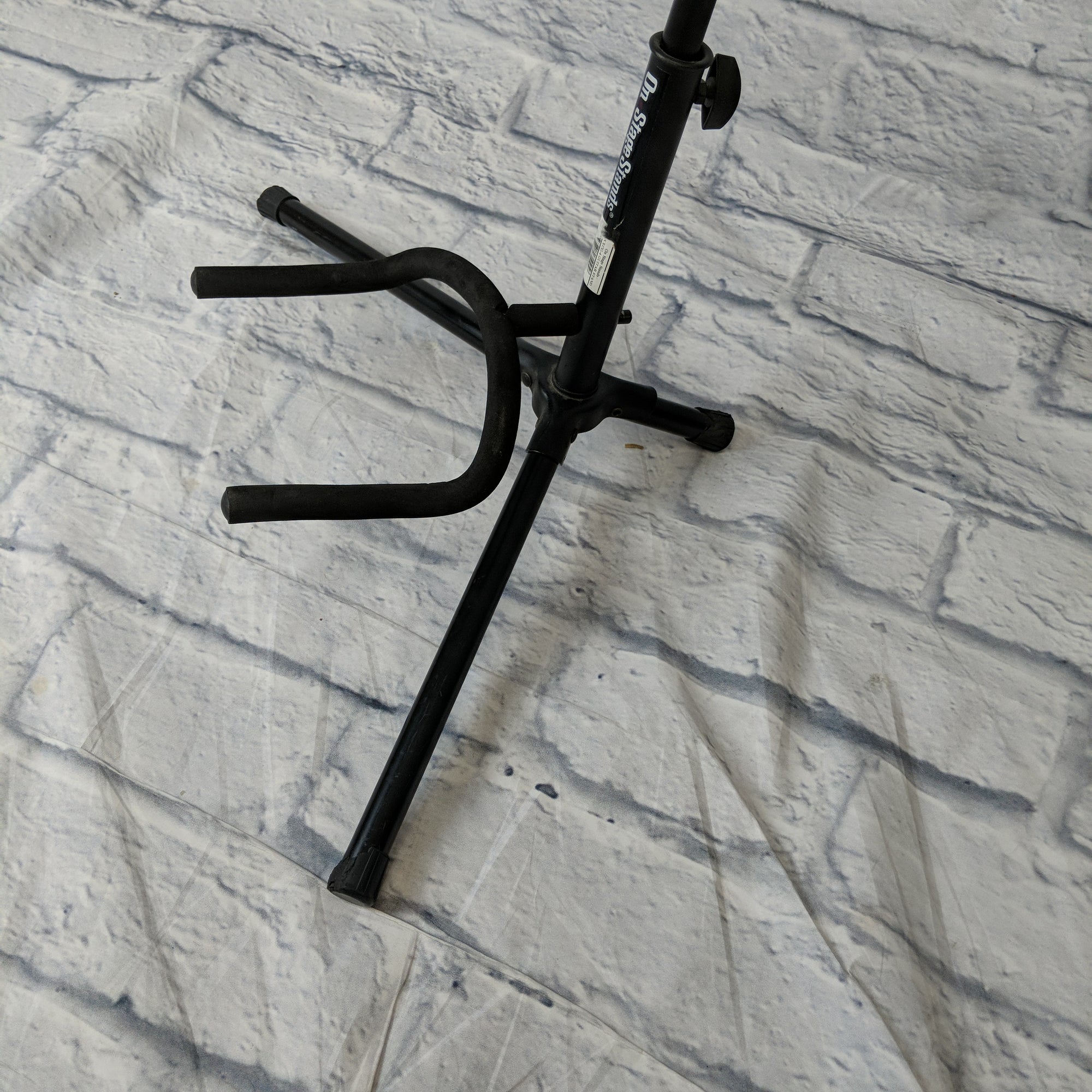 On Stage Stands guitar stand