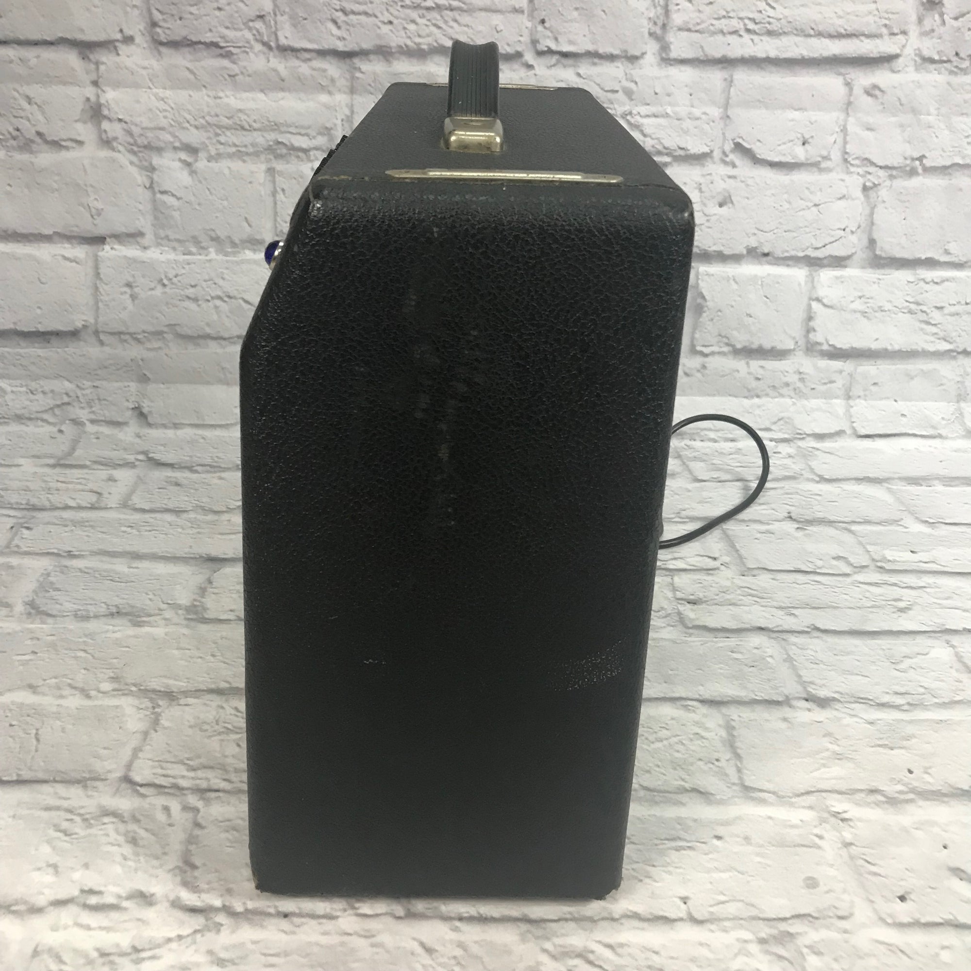 Vintage 1968 Fender Vibro-Champ Tube Guitar Amplifier