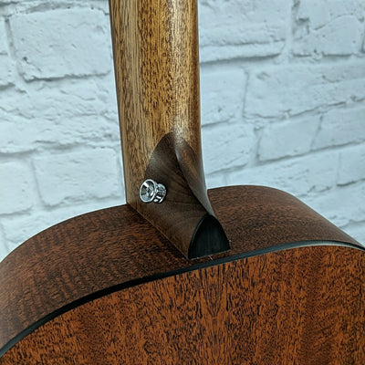 Martin 00L-X2E Concert Acoustic