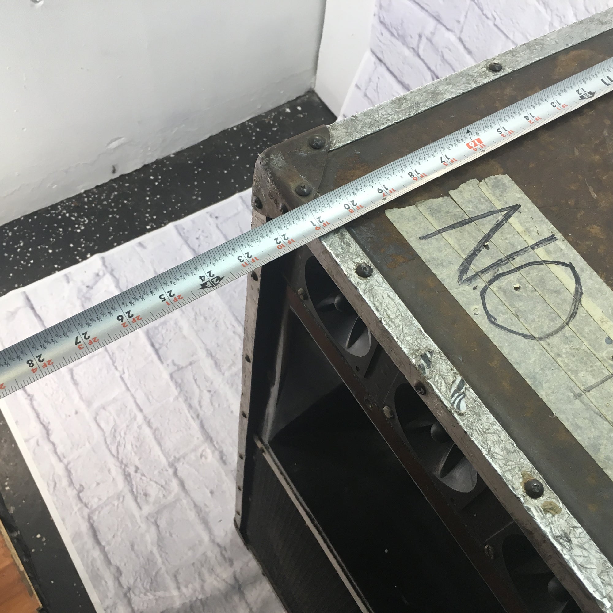 Hewitt Audio 3.5FT Tall Drum Side Fill Monitor 15x2 w 4 Horns and Casters