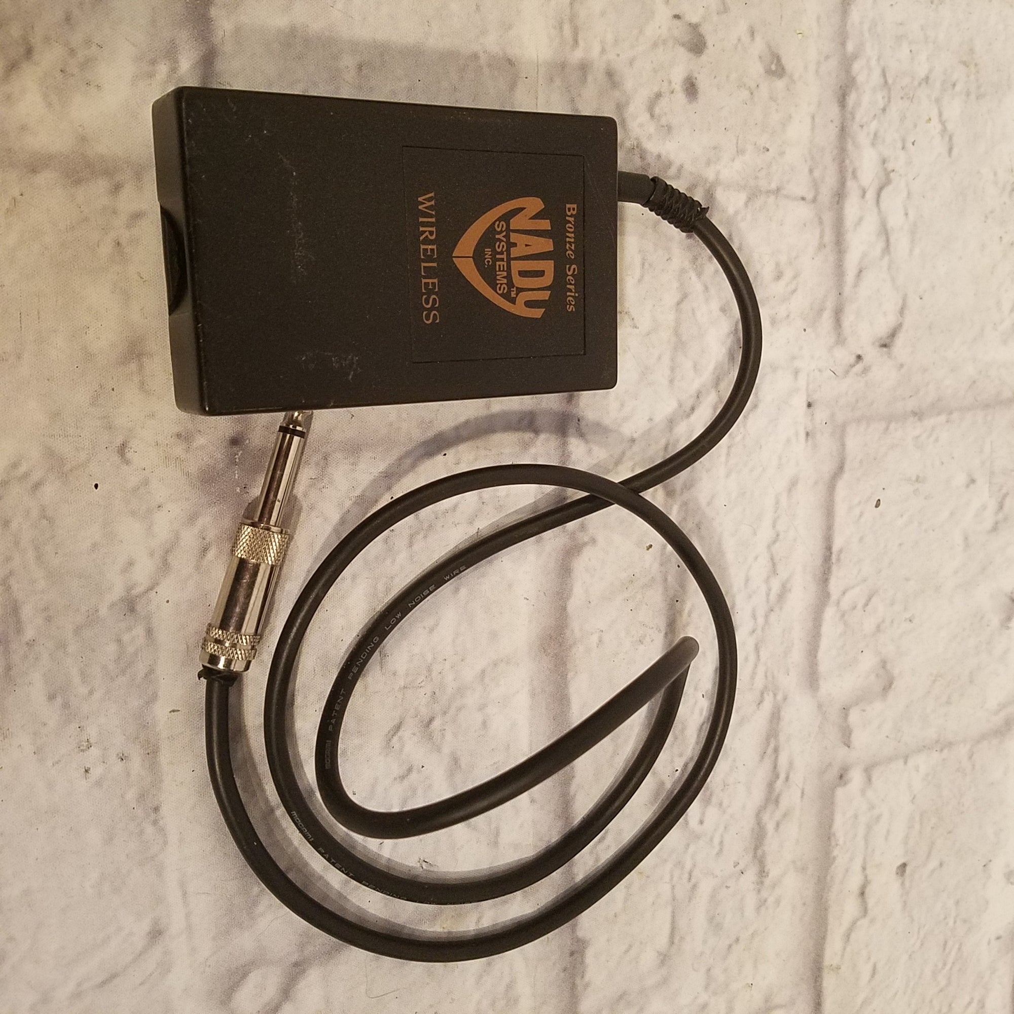 Nady 121 Bronze Series Wireless Guitar System