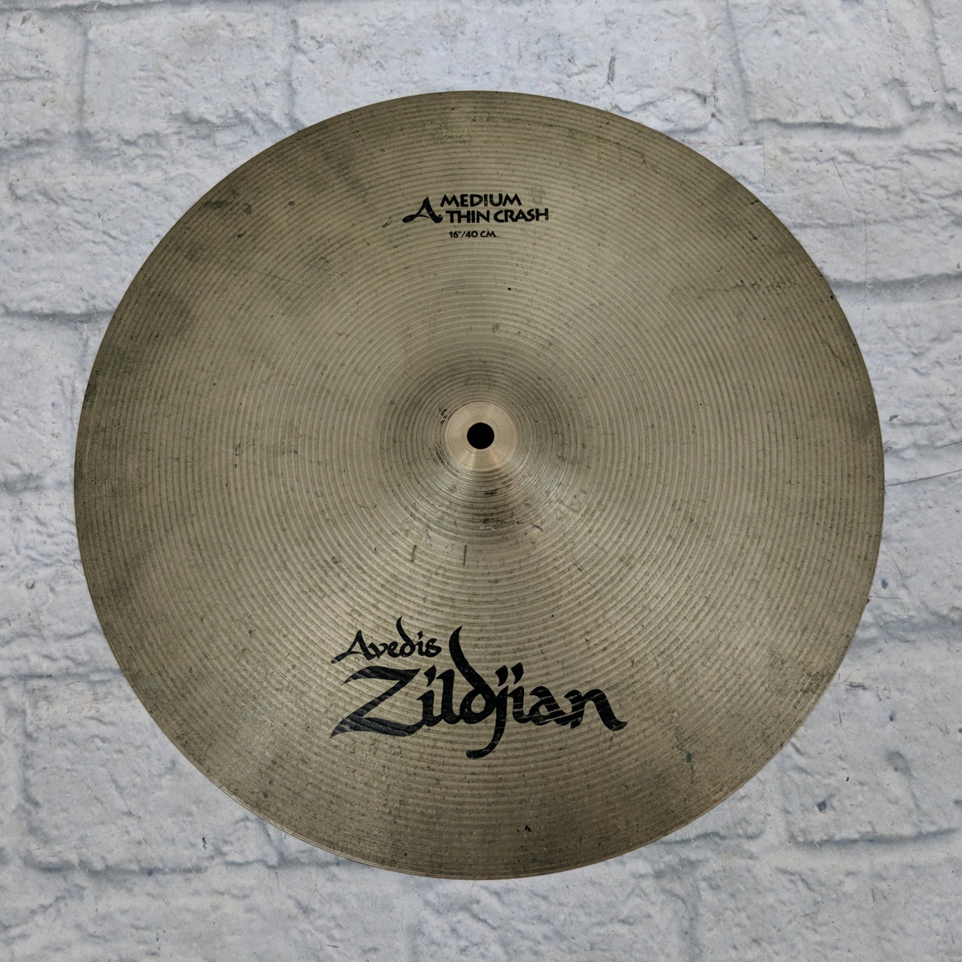 Zildjian A Series 16" Medium Thin Crash Cymbal (cracked)