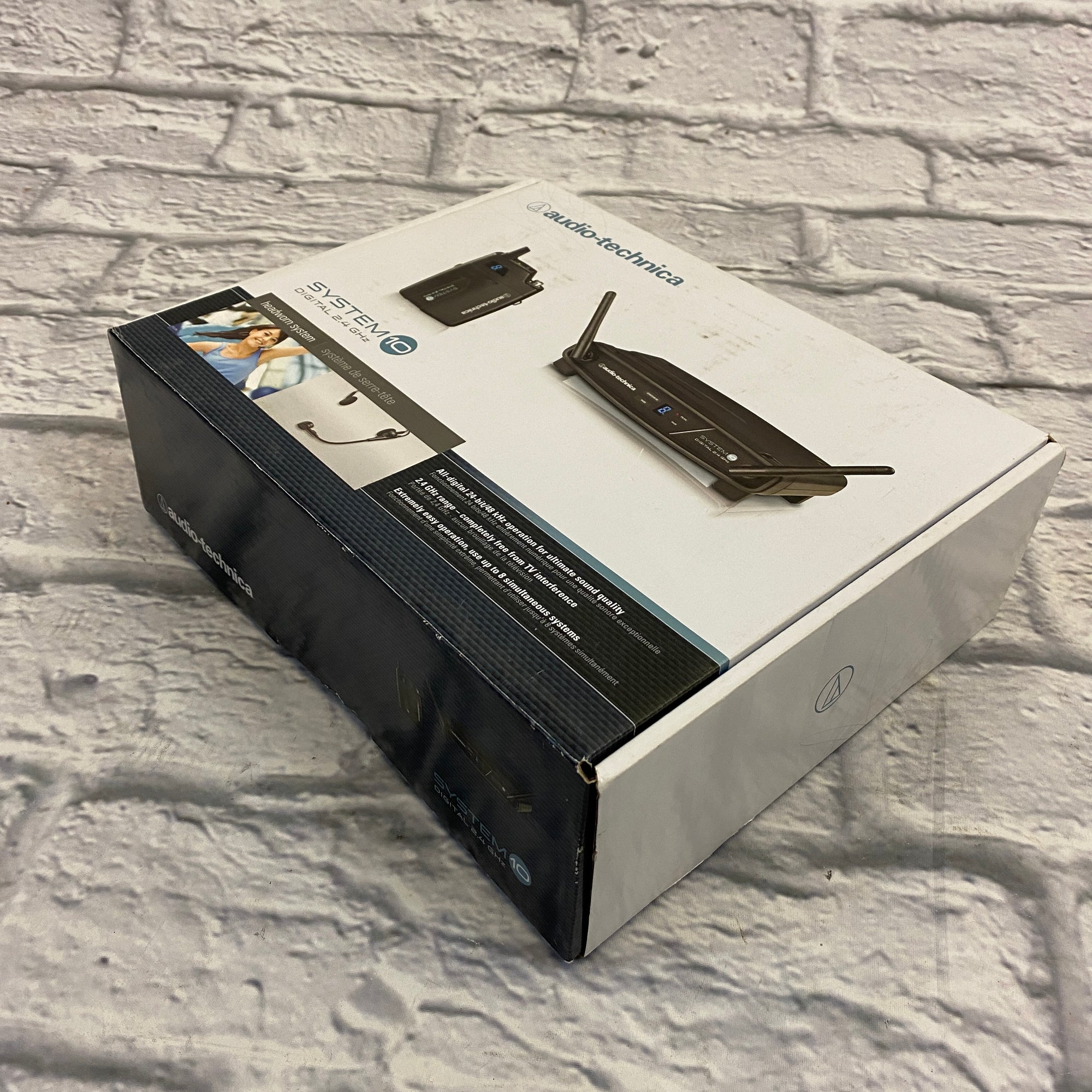 Audio Technica System 10 ATW-1101/H Wireless Microphone System