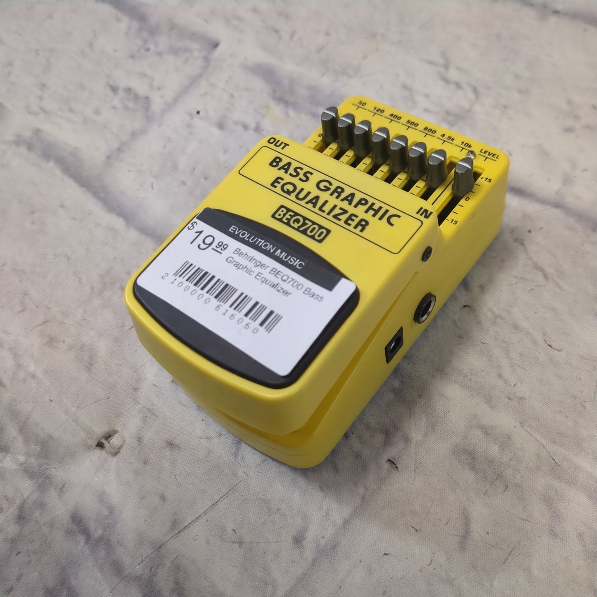 Behringer BEQ700 Bass Graphic Equalizer