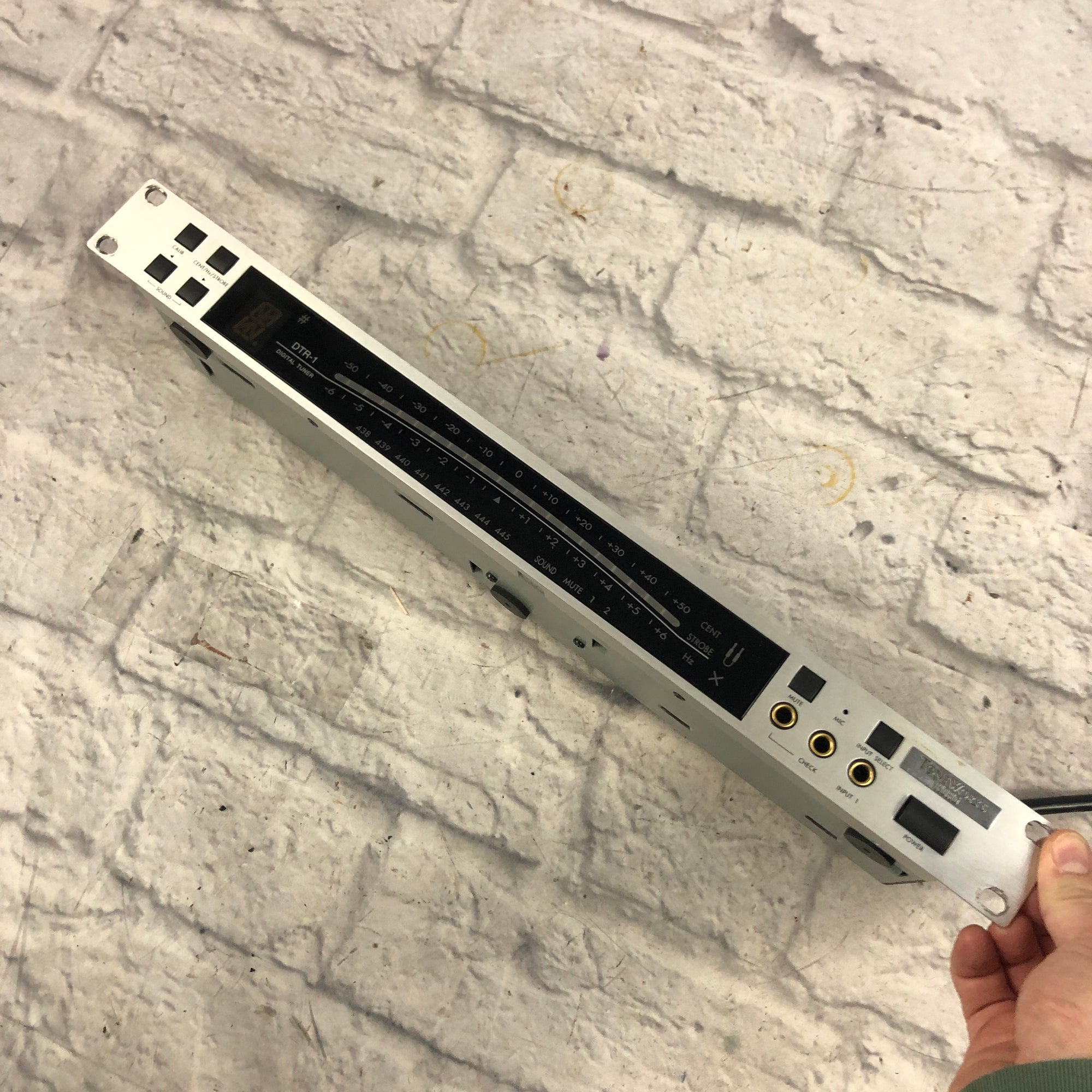 Korg DTR-1 Digital Rack Tuner