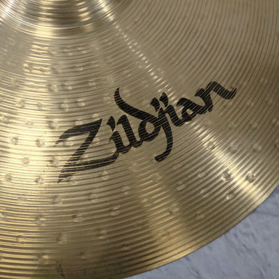Zildjian ZHT 18 Medium Thin Crash Cymbal