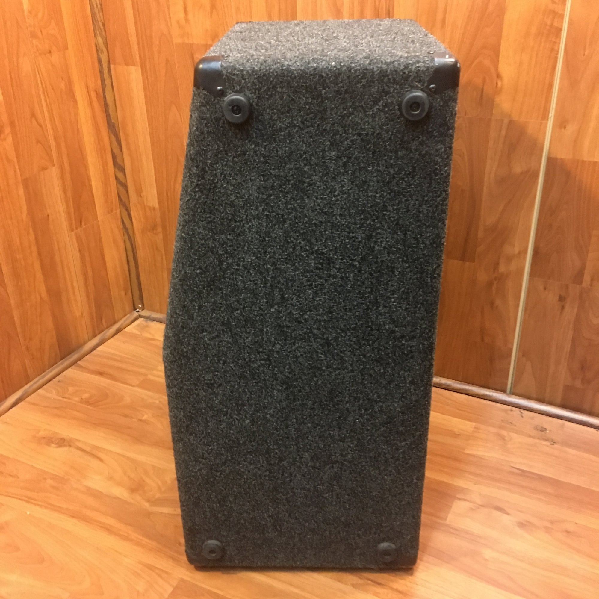 Carvin 2x12 Vertical Cab Celestion Loaded