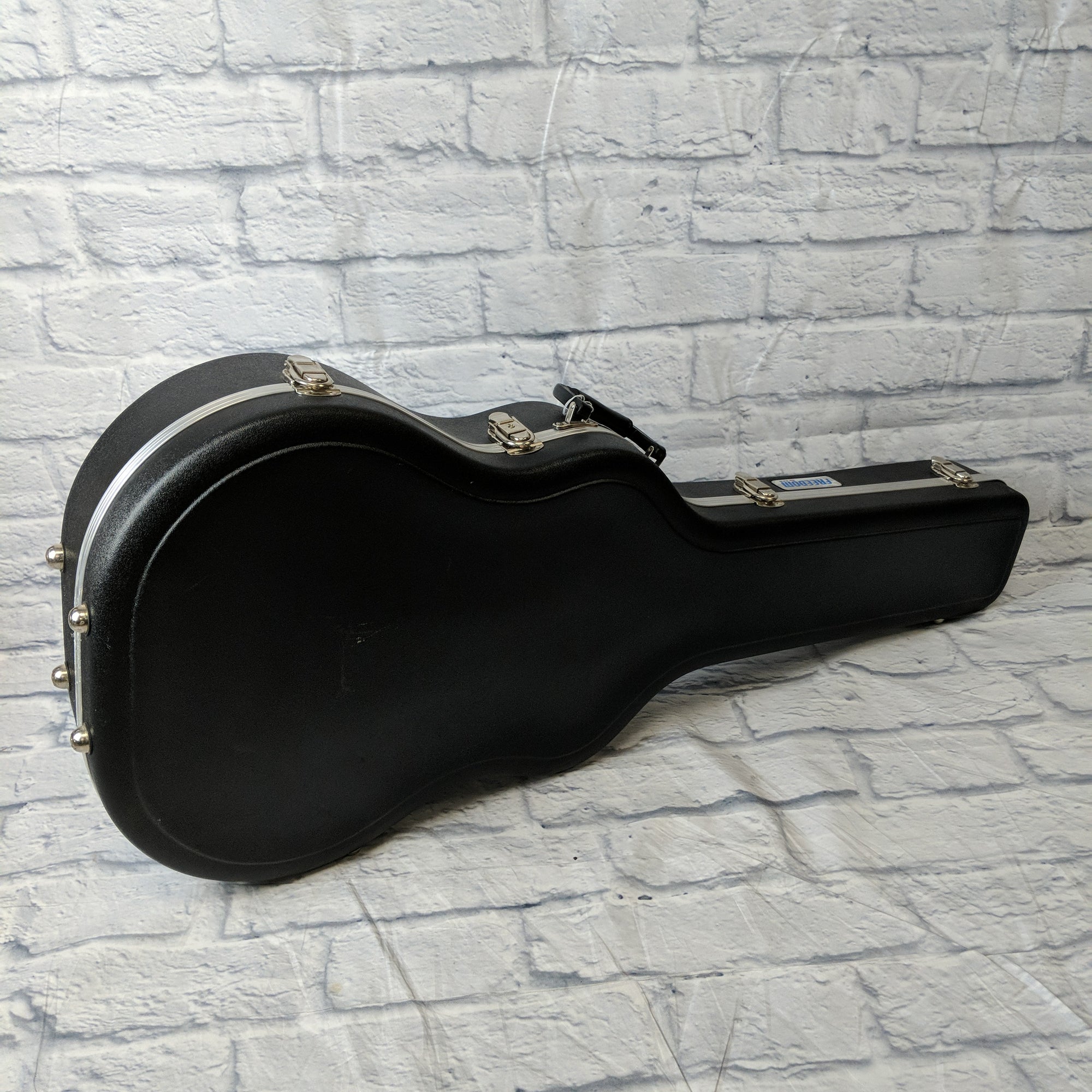 SKB Freedom Classic Guitar Hard Case