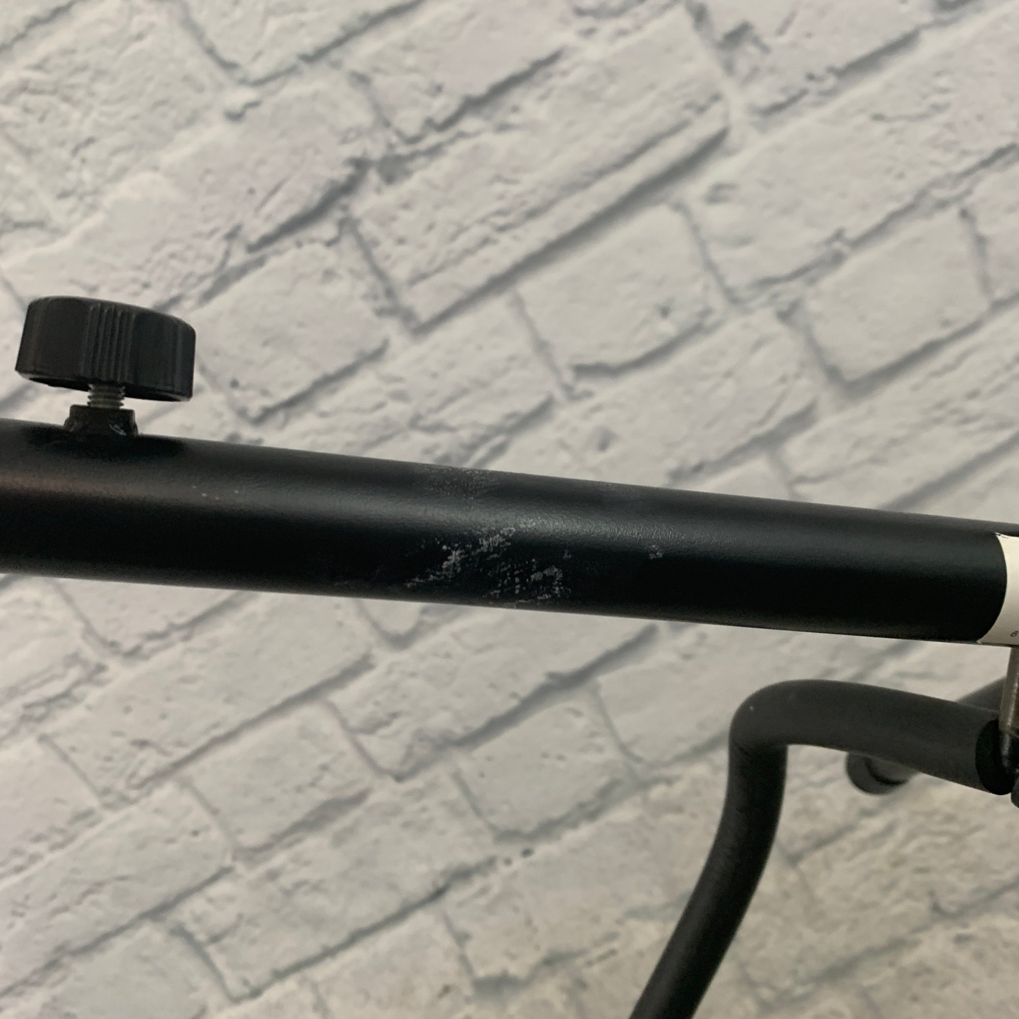 GS5 Black Metal Guitar Stand