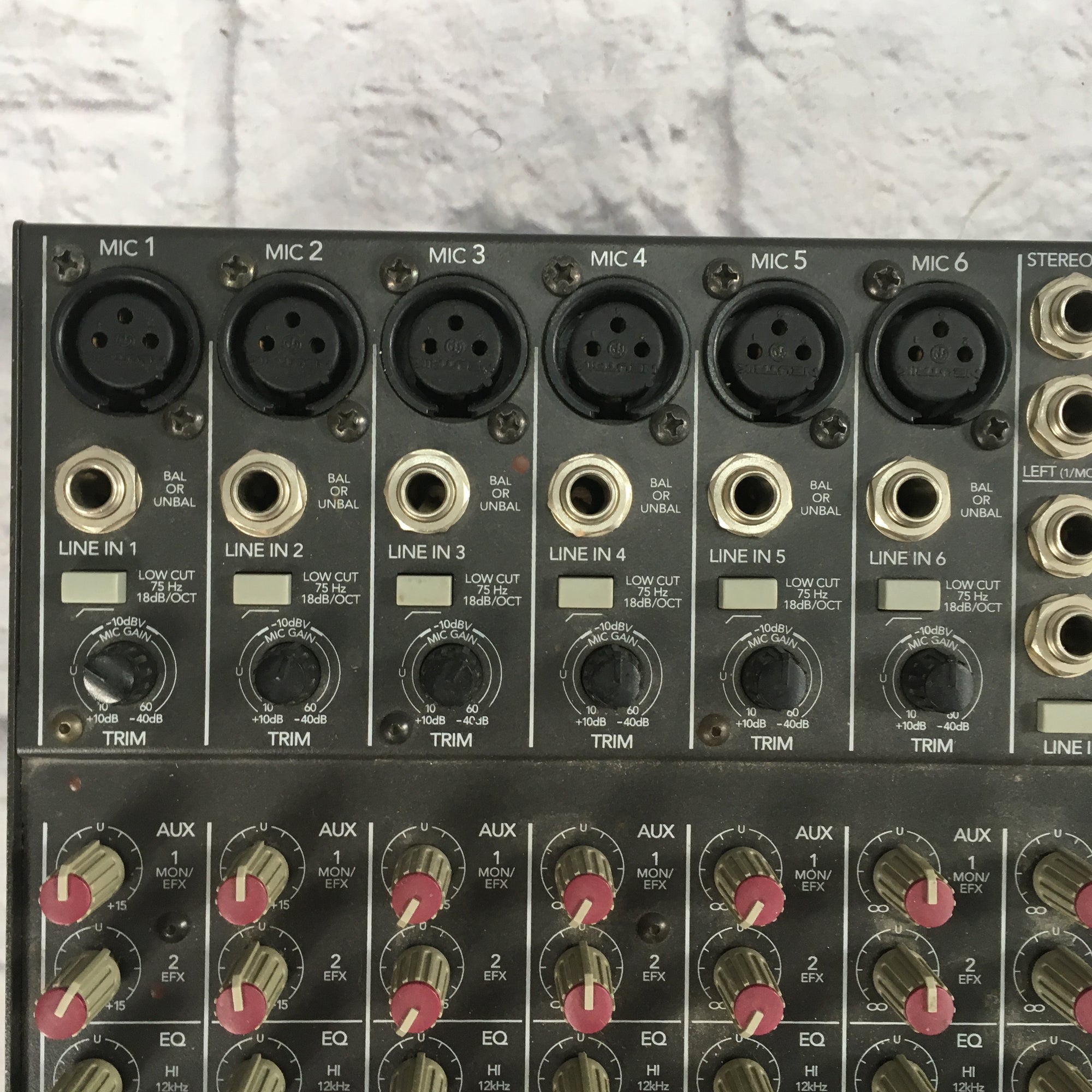 Mackie 1402VLX Passive Mixer
