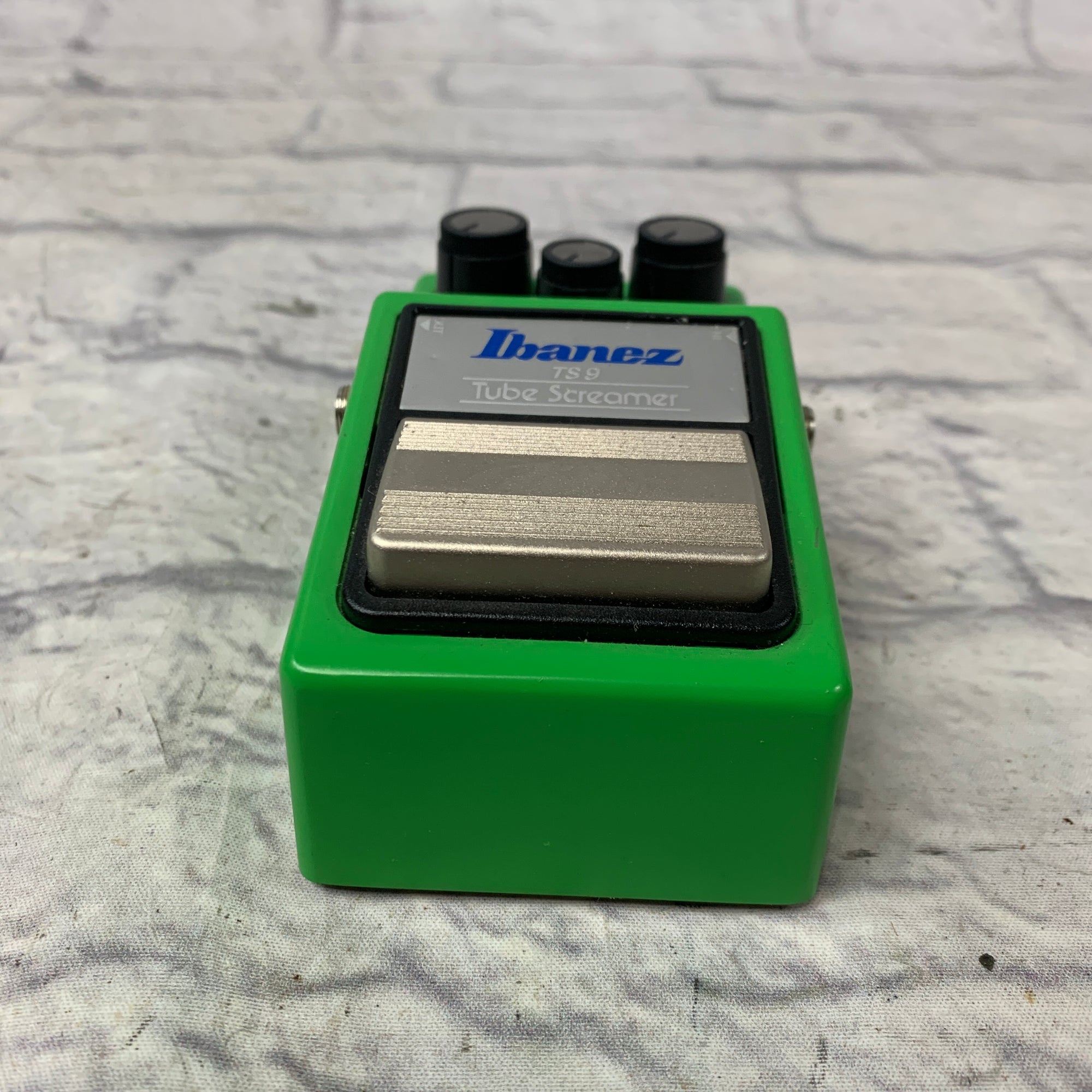 Ibanez TS9 Tube Screamer Overdrive Pedal - Evolution Music