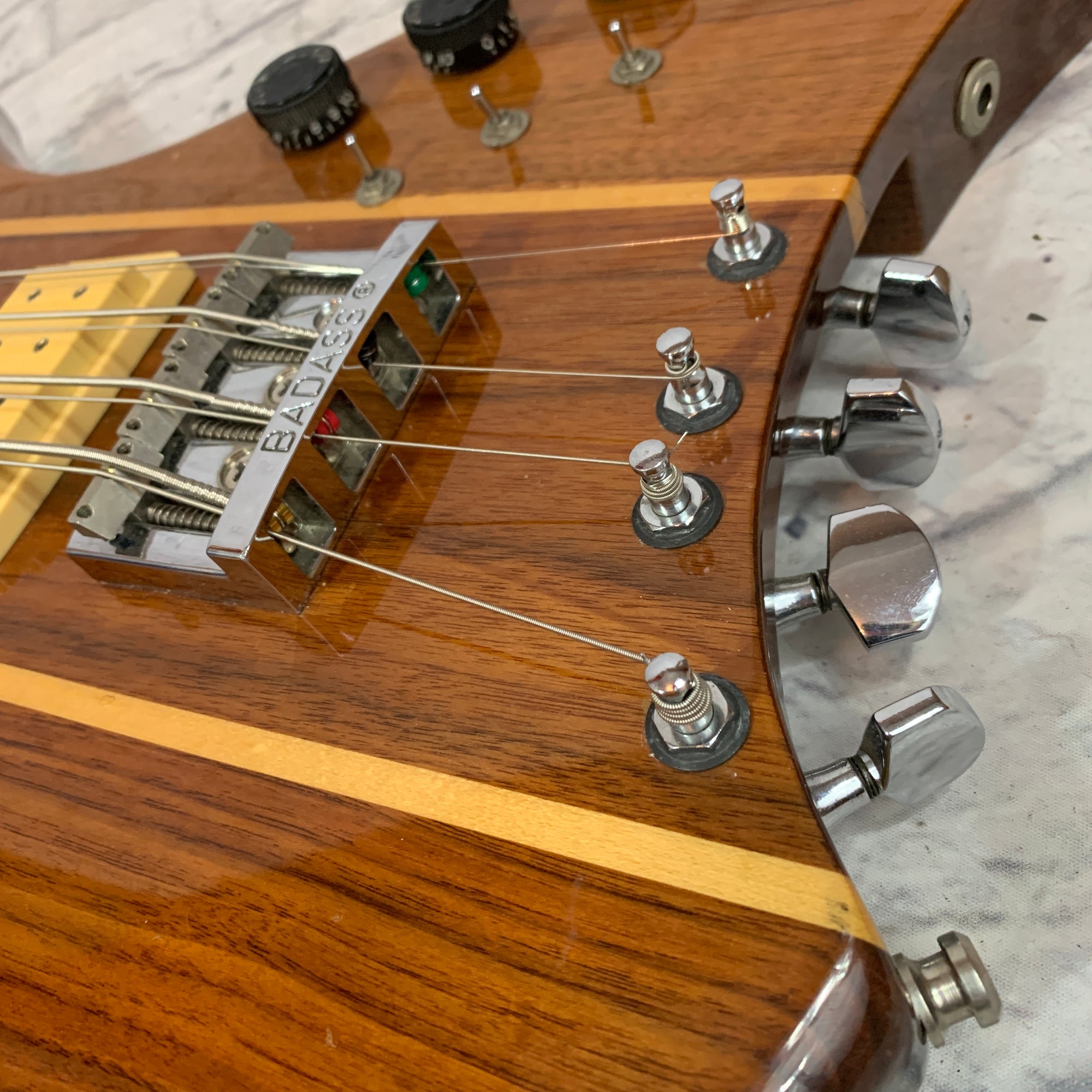 ** Kramer XL-8 8-String Bass