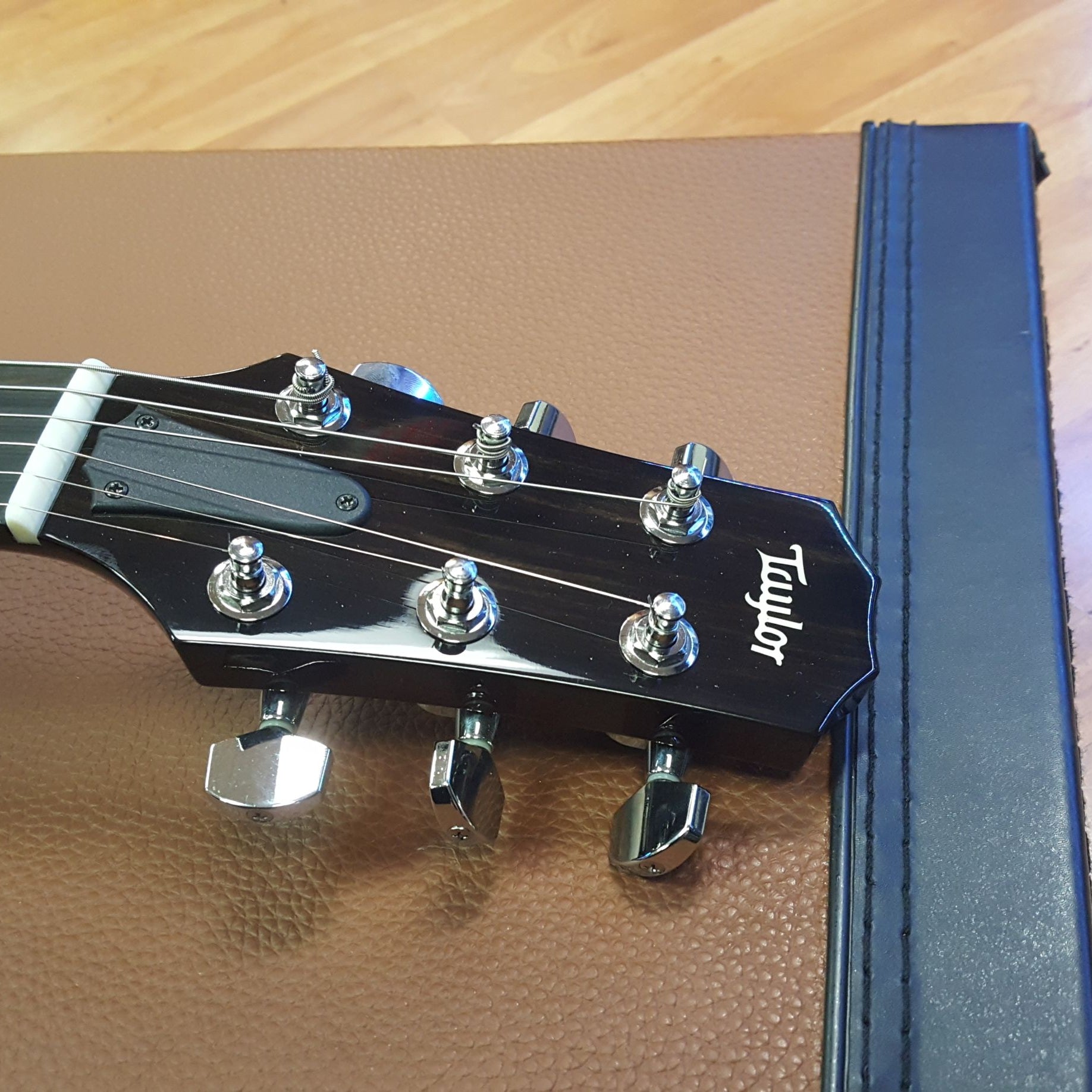 Taylor Solidbody Standard 2008 Sunburst