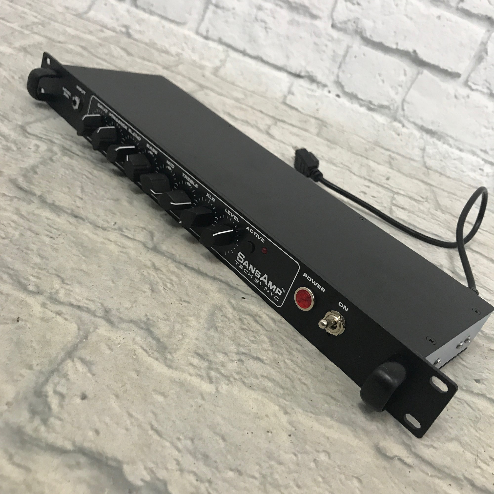Tech 21 SansAmp RBI Rack Bass Preamp