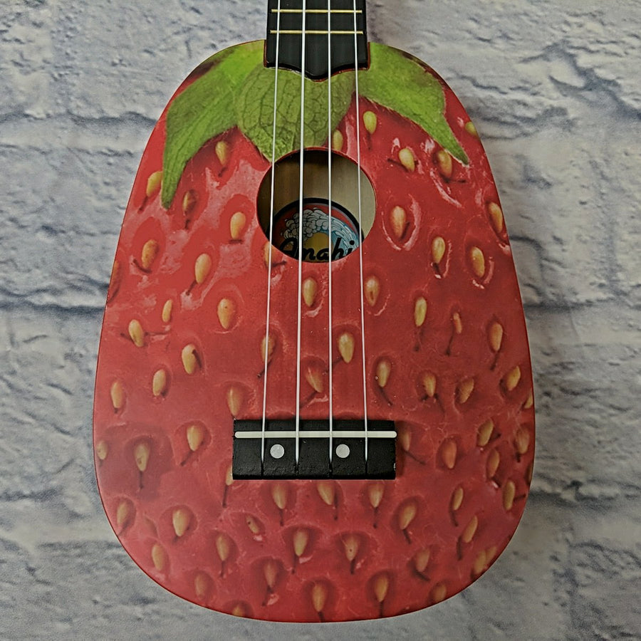 Amahi DDUK18 Strawberry Design Ukulele