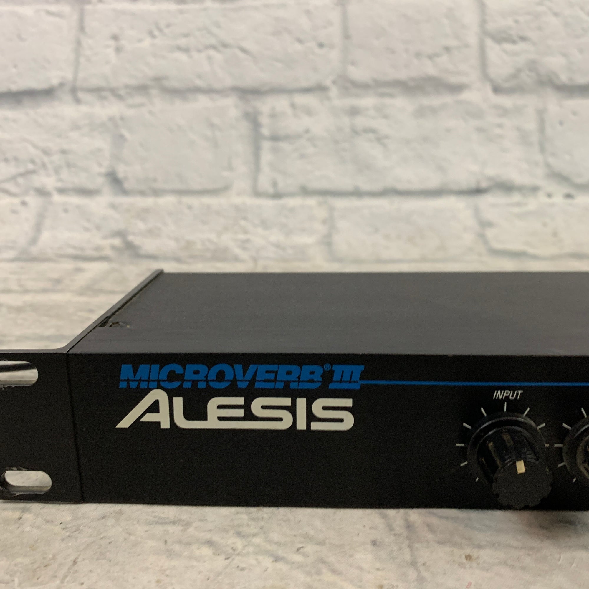 Alesis Microverb III Digital Reverb and Delay Rack Unit w/ Power Supply