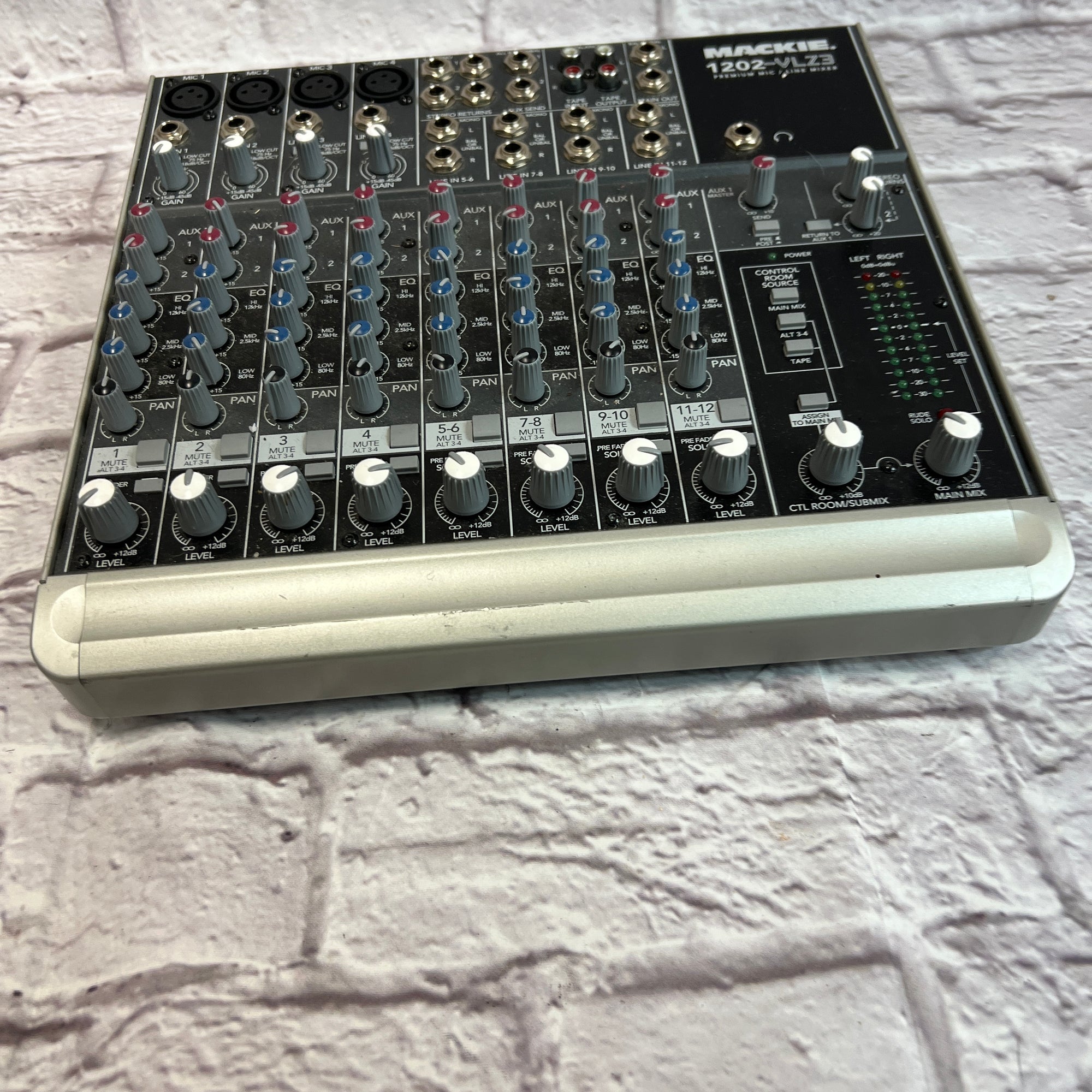 MACKIE 1202VLZ3 配信機器・PA機器・レコーディング機器 MACKIE 1202