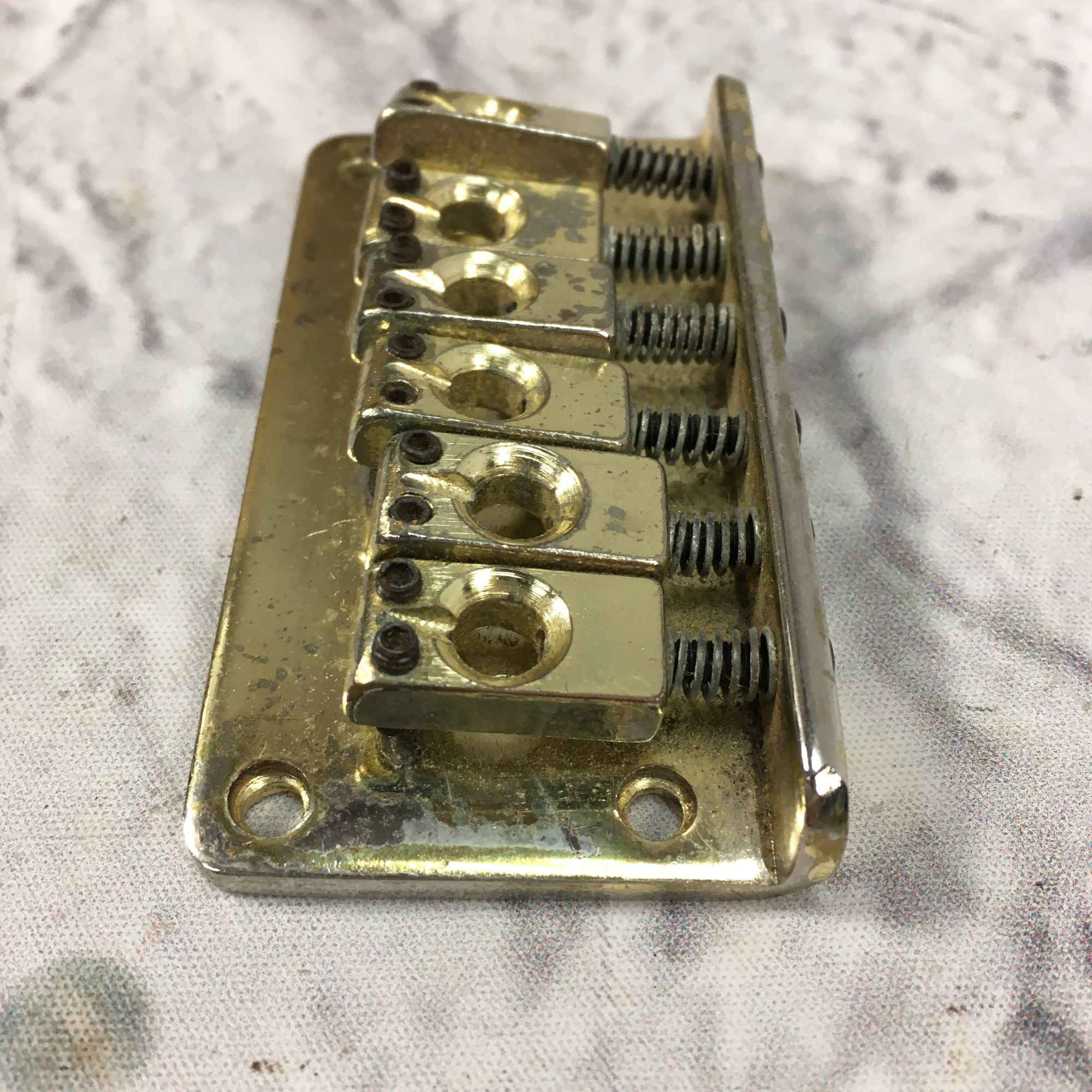 Unknown 6 String Electric Guitar Bridge