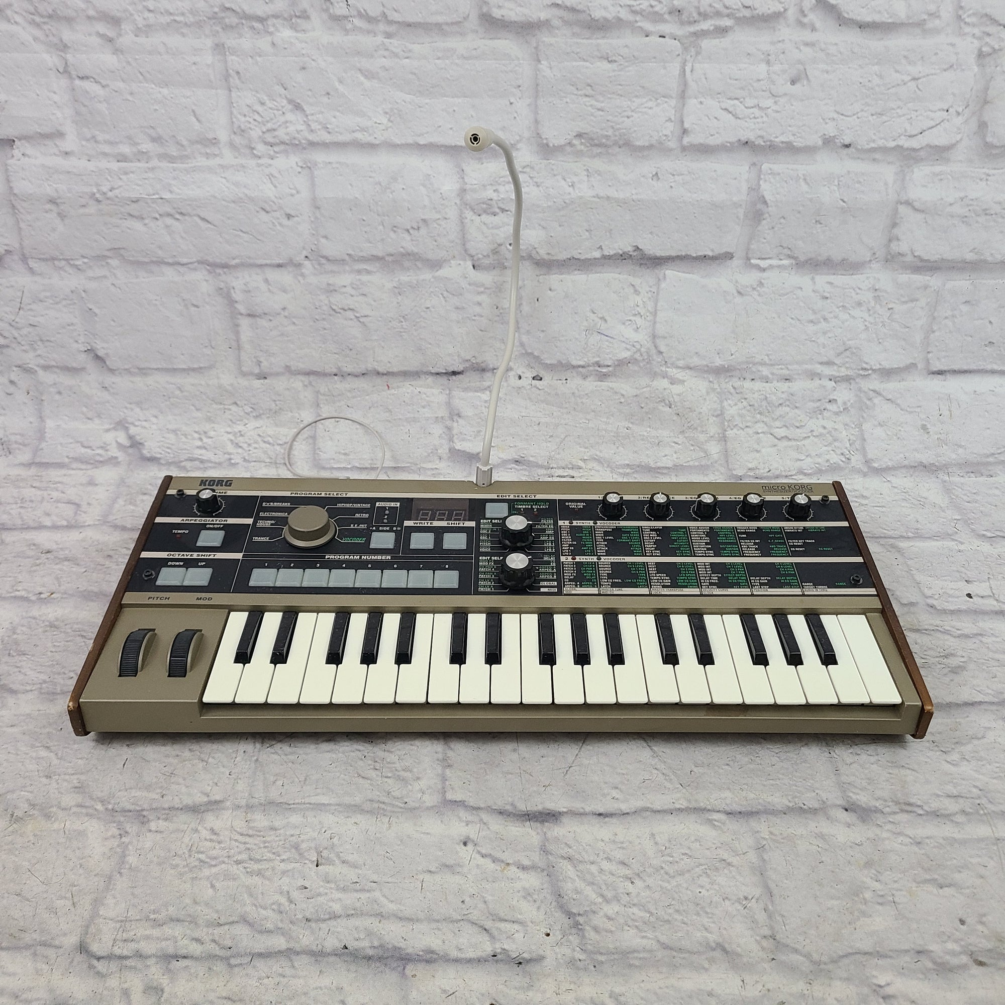 Korg microKORG 37-Key Synthesizer/Vocoder